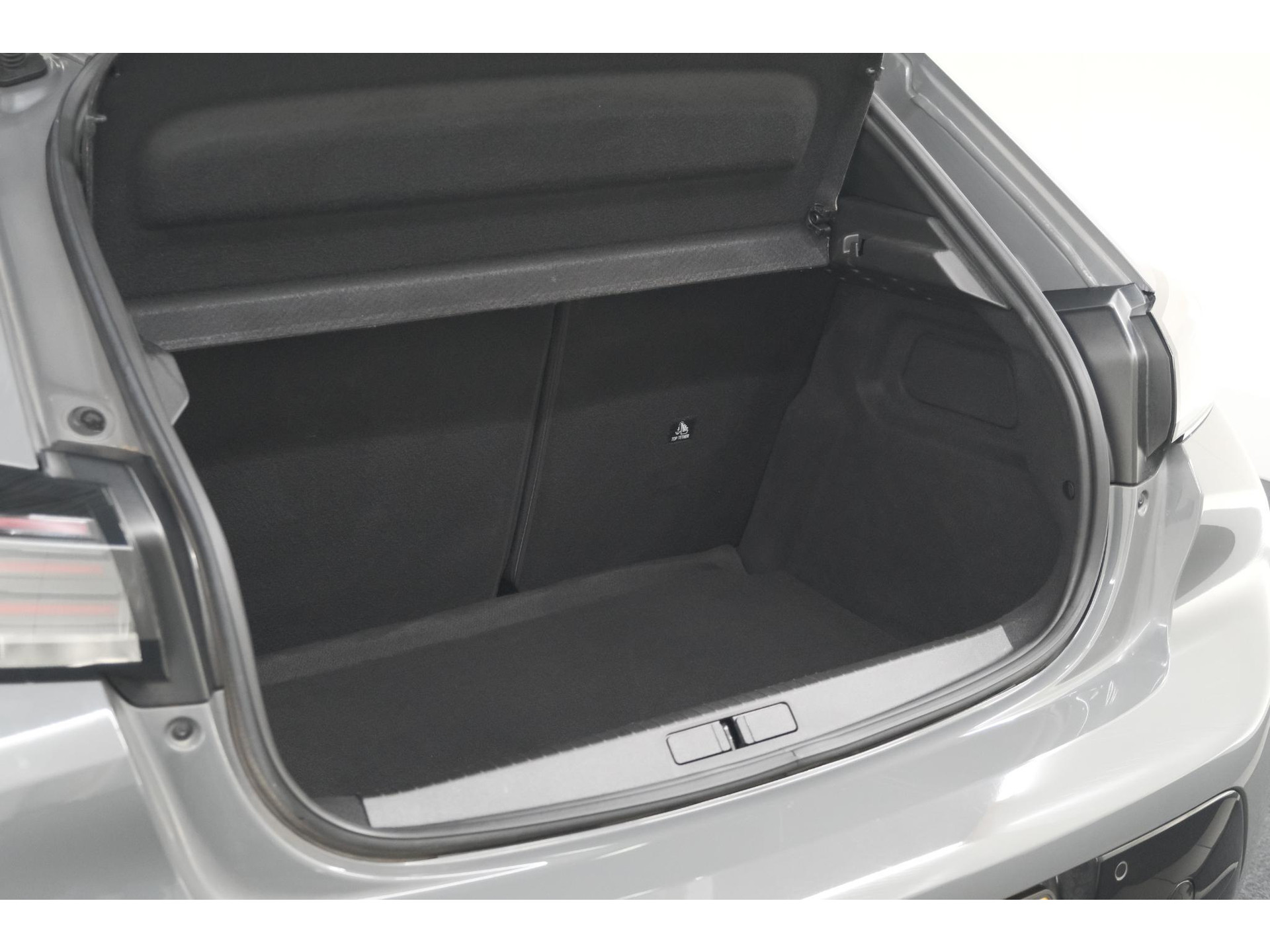 Peugeot 208 PureTech 100 Allure | Apple Carplay | Parkeersensoren | Climate Control