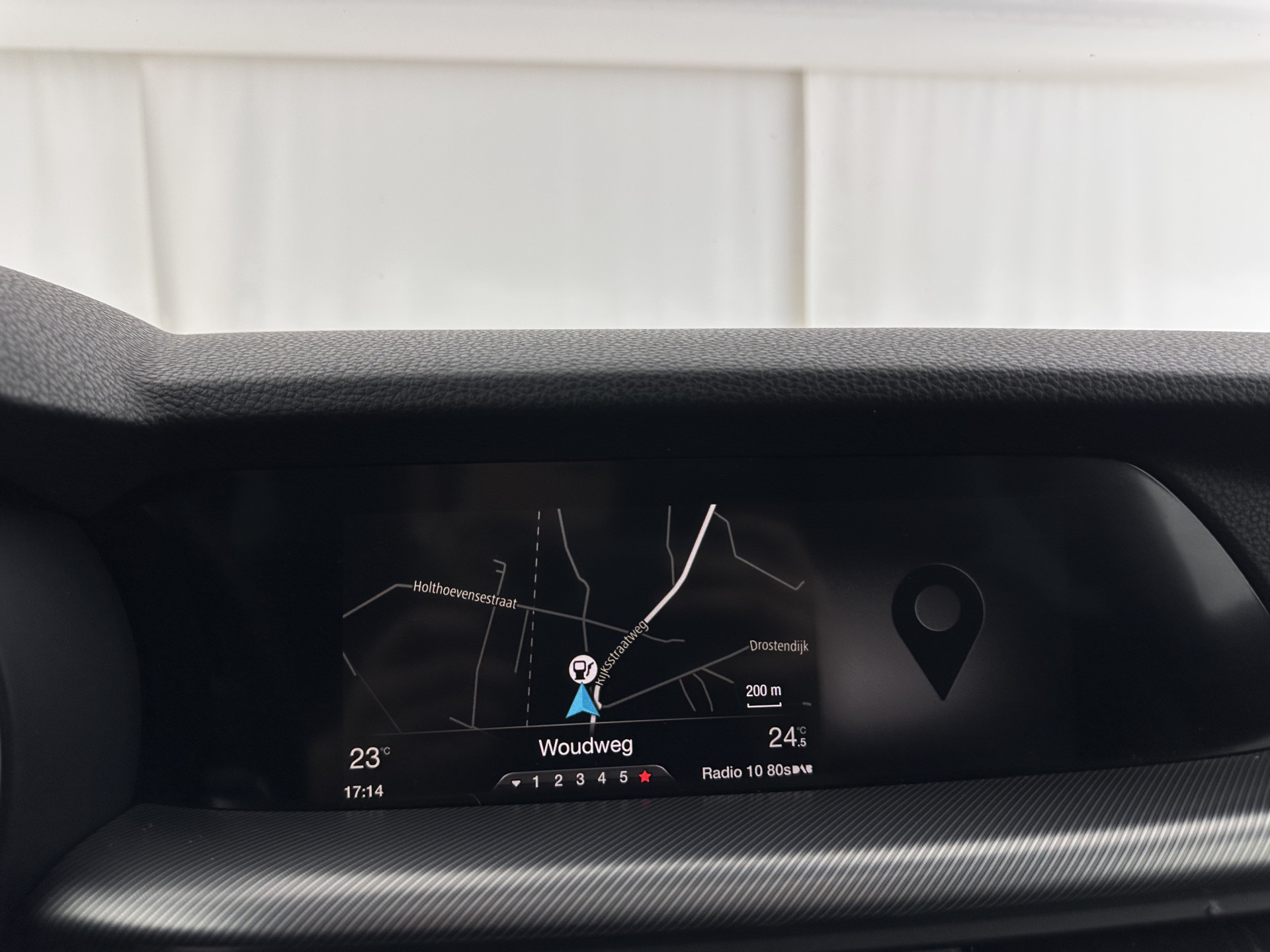 Alfa Romeo Stelvio 2.2d AWD Q4 Super Aut. *PANO | LEATHER | BI-XENON | MEMORY-PACK | HARMAN/KARDON | BLINDSPOT | CAMERA | DAB+ | NAVI-FULLMAP | HEATED-SPORTSEATS | ECC | ADAPTIVE-CRUISE | PDC | PRIVACYGLASS | TOWBAR | 19"ALU*