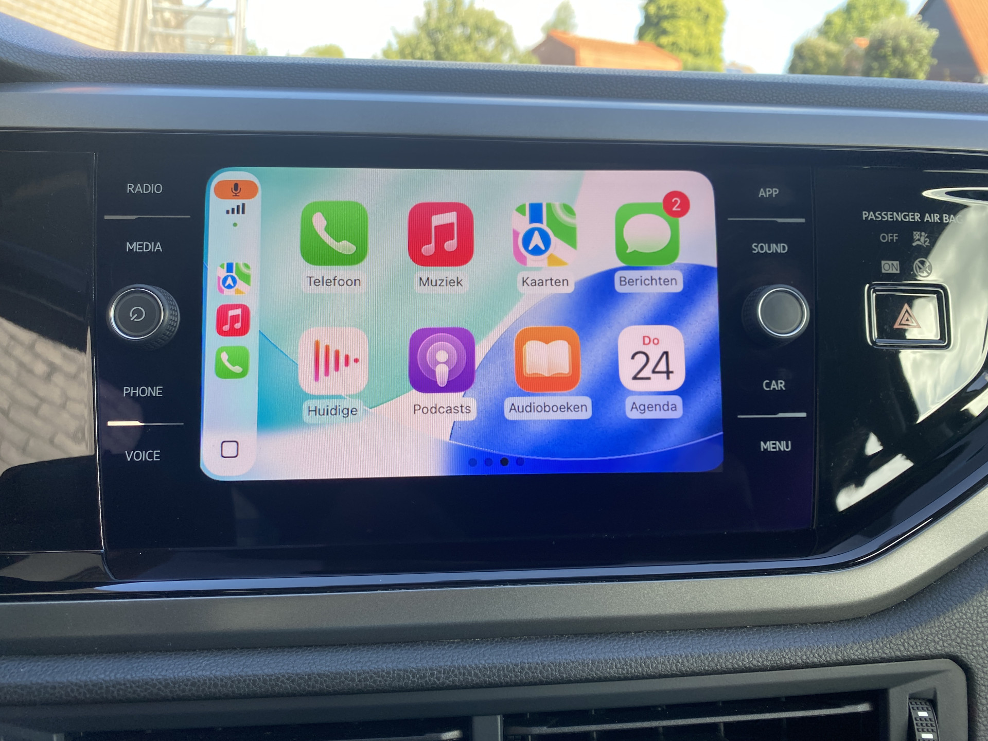 Volkswagen Polo 1.0 Comfortline | apple carplay - android auto | airco | cruise control | bluetooth | lichtsensor | NL auto