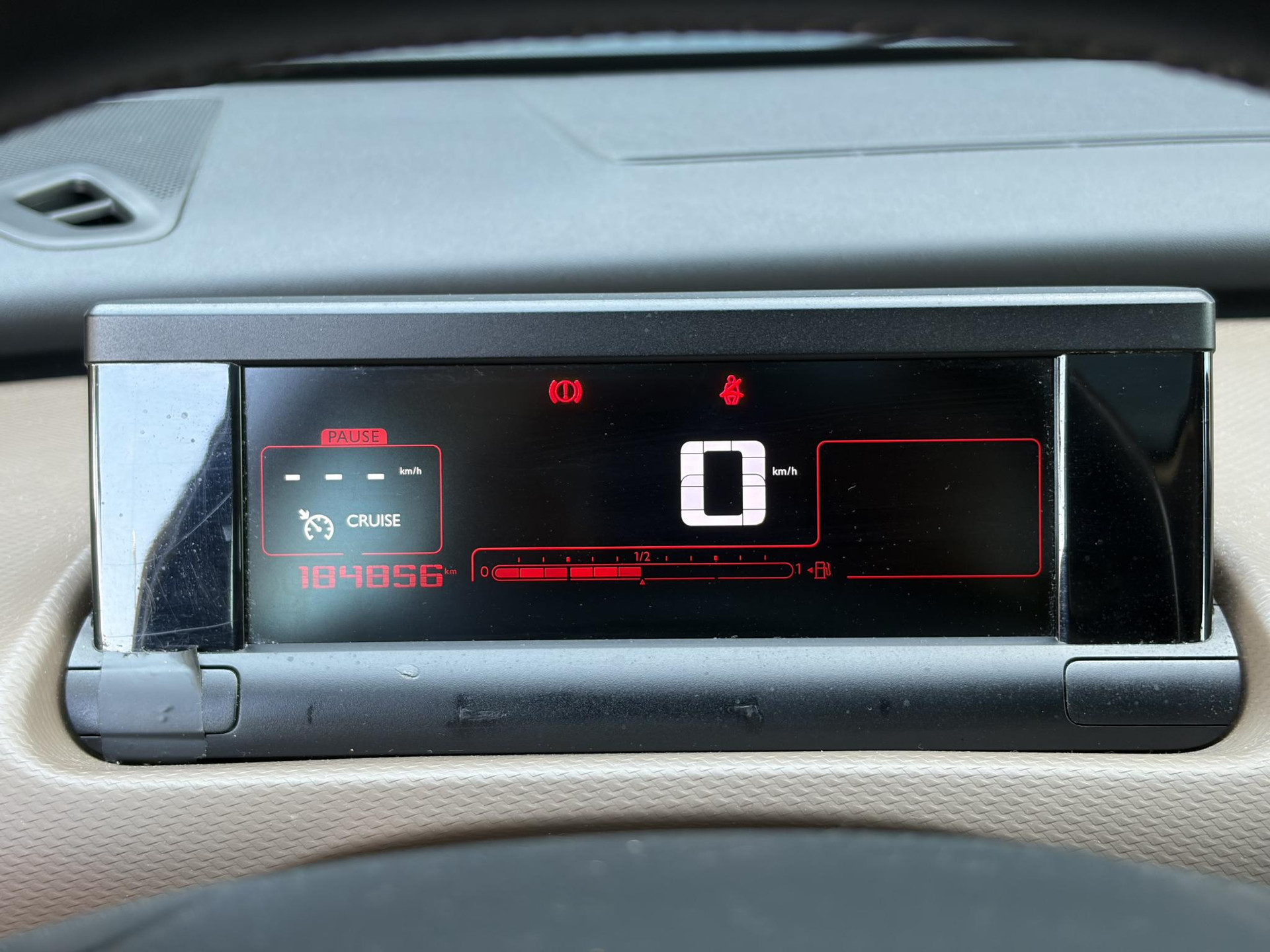 Citroen C4 Cactus 1.2 PureTech Business ✓D-riem vv in 2026✓Pano✓Camera✓Carplay✓110pk✓Stoelverw✓Navi✓Clima✓Cruise✓Pdc✓Halfleder✓N.A.P✓Apk tot 02-2027