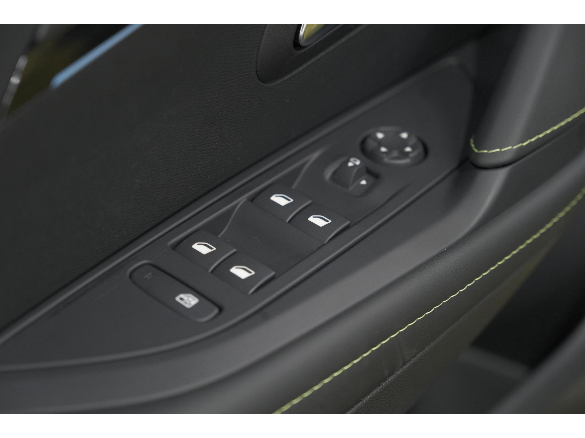 Peugeot e-208 EV GT 51 kWh | 360 Camera | Adaptieve Cruise Control Stop & Go | Alcantara Pakket
