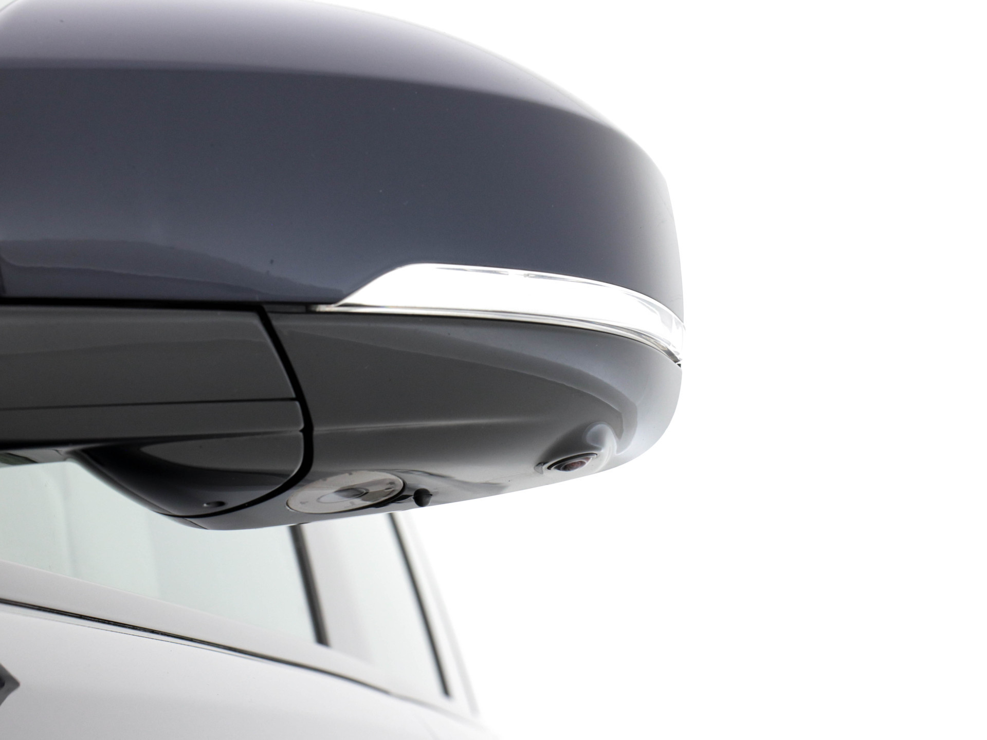 Land Rover Range Rover 3.0 TDV6 Vogue Aut. *PANO | LEATHER | NAVI-FULLMAP | DIGI-COCKPIT | SURROUND-VIEW | BI-XENON | MERIDIAN-AUDIO | MEMORY-PACK | AIR SUSPENSION | HEATED-COMFORTSEATS | SHIFT-PADDLES | 20"ALU*