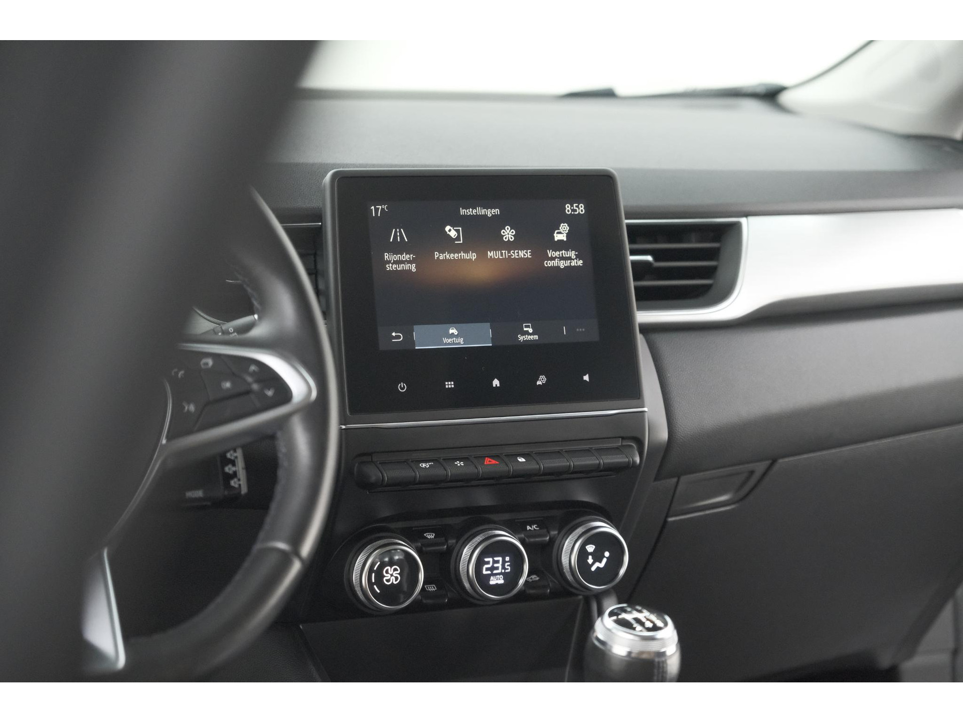 Renault Captur TCe 100 Intens | Trekhaak | Camera | Navigatie | Parkeersensoren