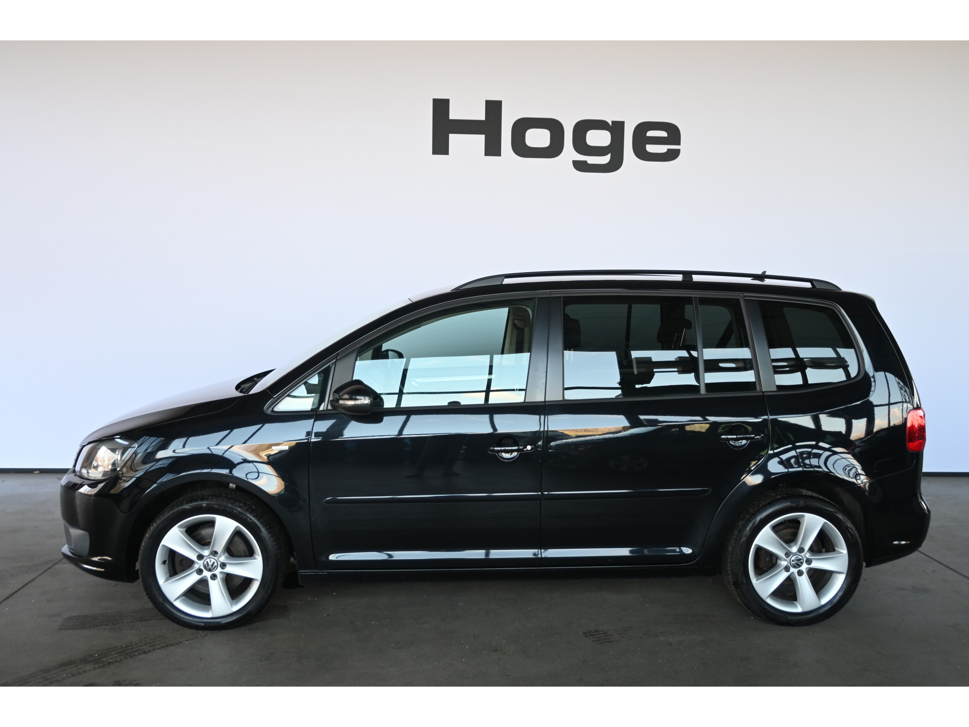 Volkswagen Touran 1.4 TSI Comfortline Clima Cruise control Stoelverwarming 100% Onderhouden! Inruil Mogelijk!