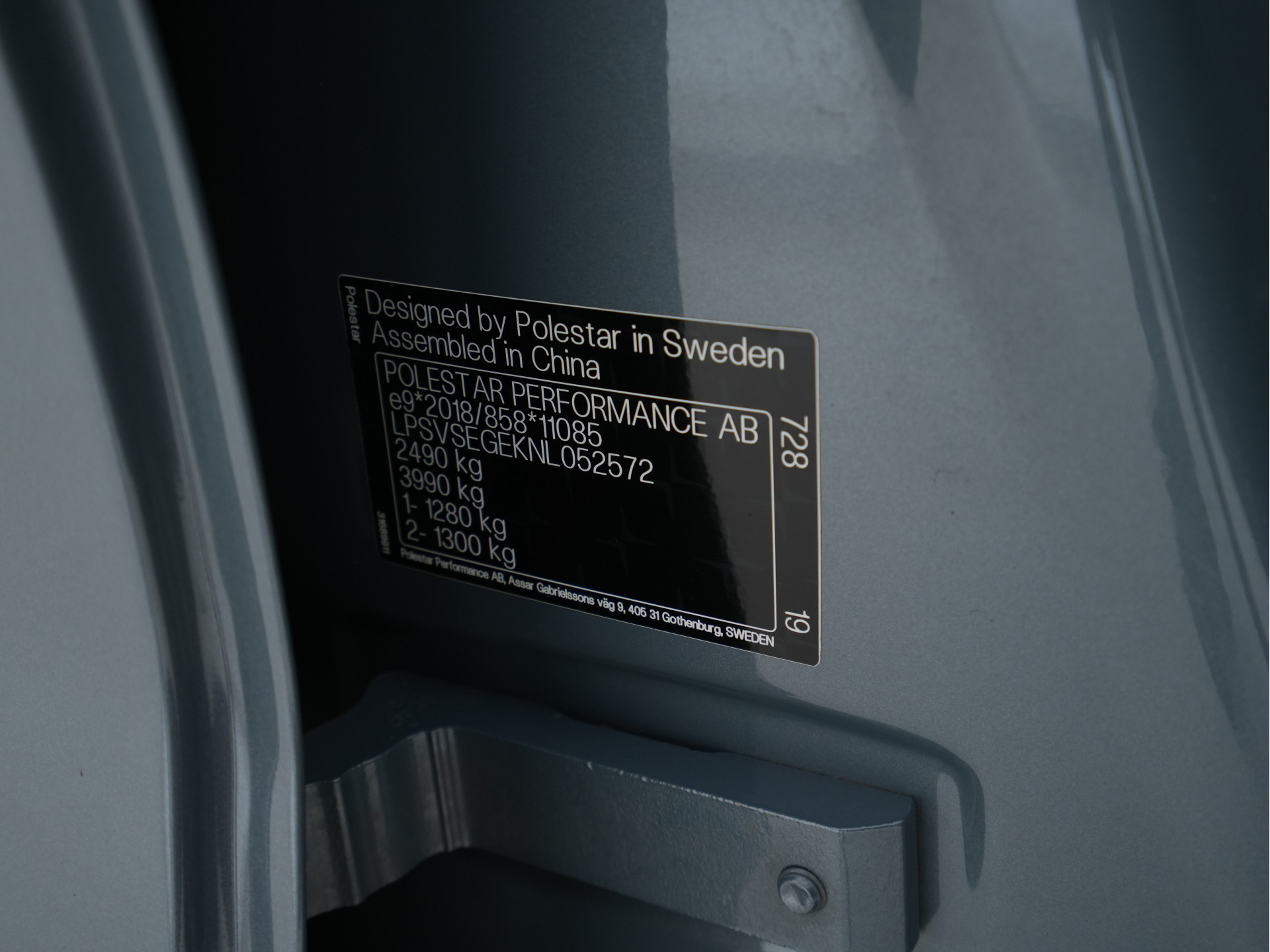 Polestar 2 Long Range Single Motor 78 kWh [ 3-Fase-11kW ] {SOH-95%} (INCL-BTW) *NAVI-FULLMAP | FULL-LED | KEYLESS | CAMERA | LANE-ASSIST | DIGI-COCKPIT | DAB+ | COMFORT-SEATS | ECC | PDC | 20''ALU*