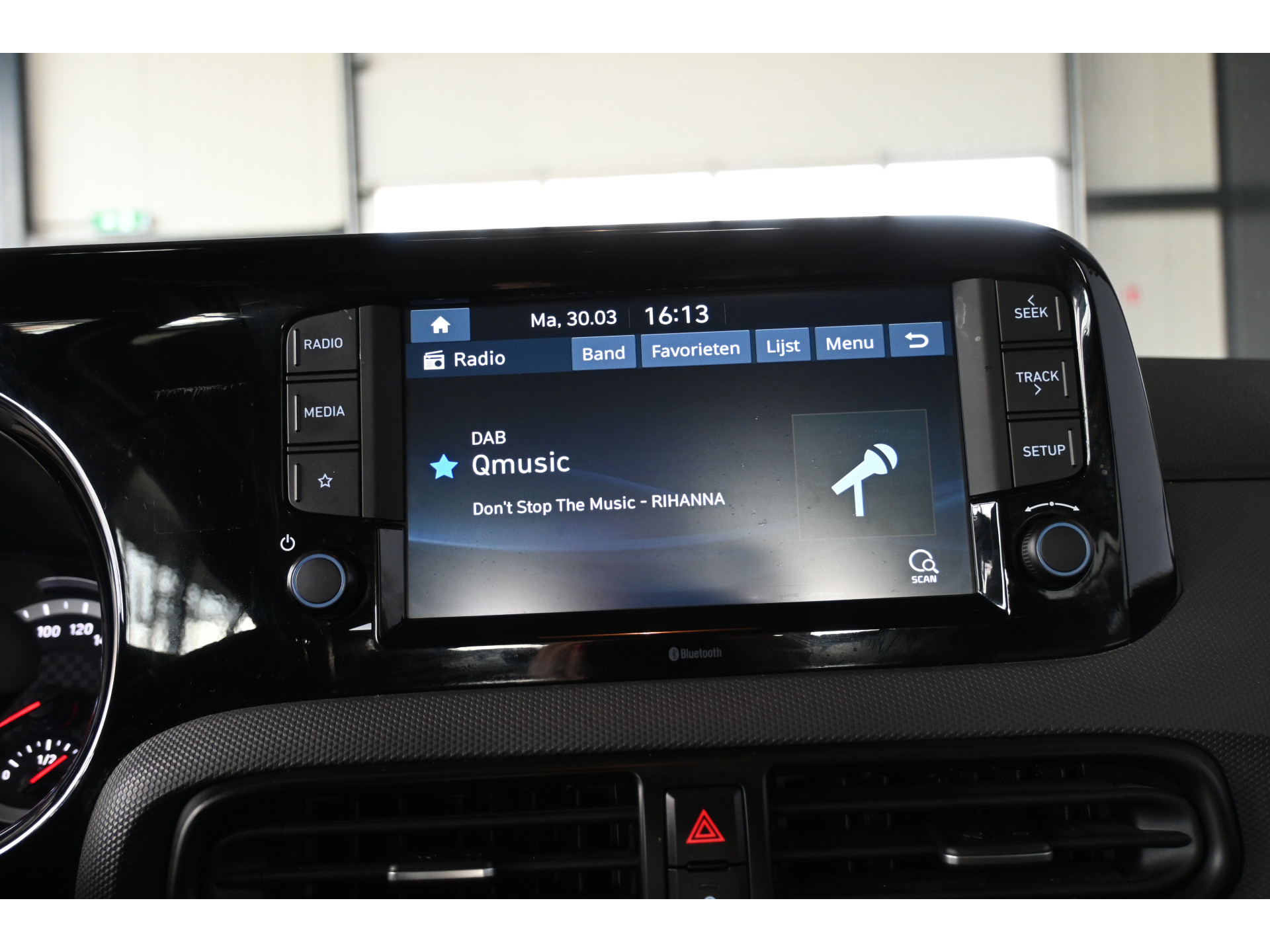 Hyundai i10 1.0 Comfort Airco Carplay Cruise Control LED 1e Eigenaar Rijklaarprijs! Inruil Mogelijk!