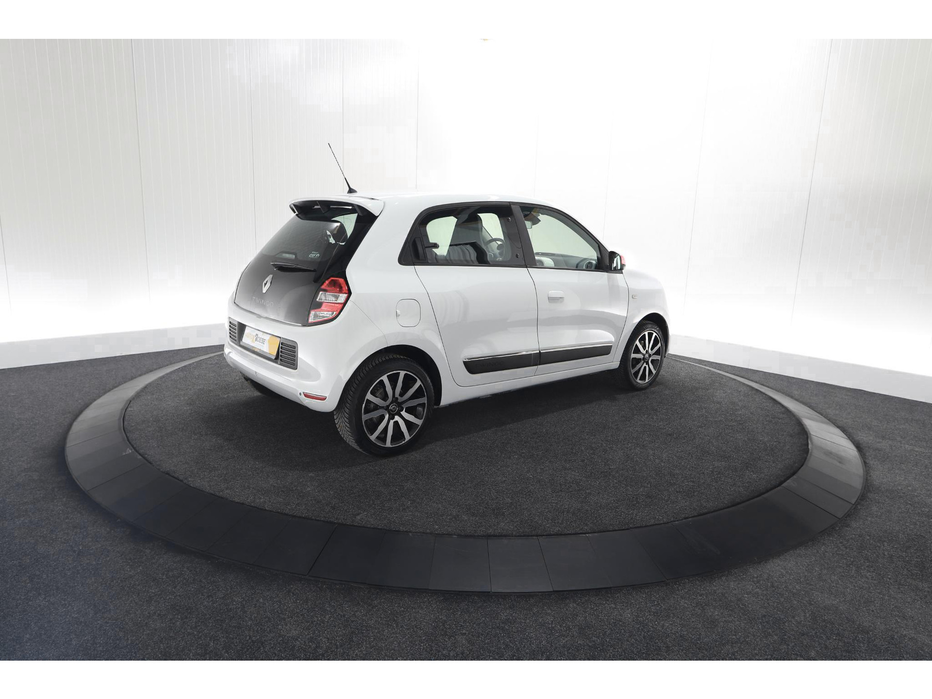 Renault Twingo 1.0 SCe Intens | Camera | Navigatie | Climate Control | Parkeersensoren