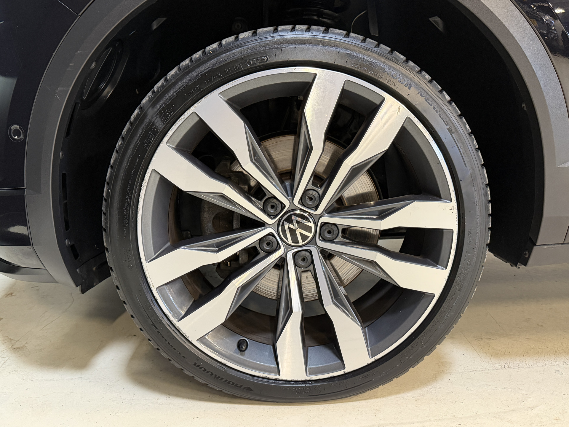 Volkswagen T-Roc 1.5 TSI Sport Business R | Pano | Camera | Stoelverw. | Adaptive cruise | Full LED | Dodehoeksensor