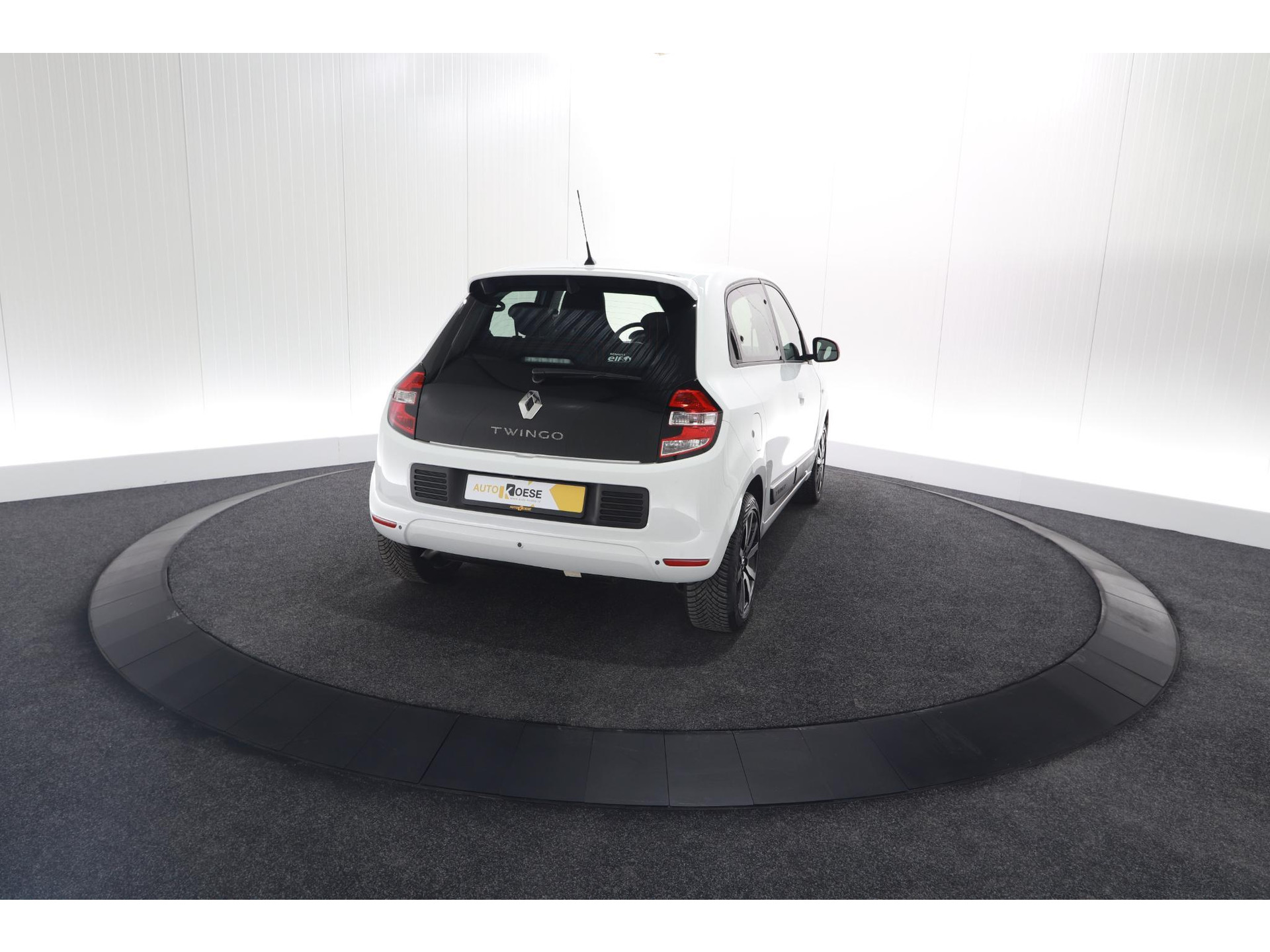 Renault Twingo 1.0 SCe Intens | Camera | Navigatie | Climate Control | Parkeersensoren