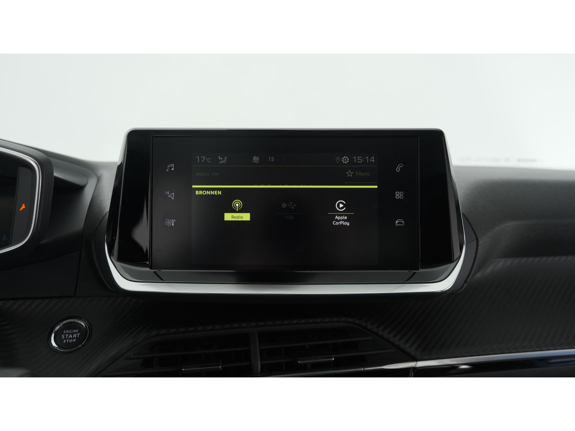 Peugeot 2008 PureTech 130 Allure | Trekhaak | Camera | Apple Carplay | Stoelverwarming | Parkeersensoren