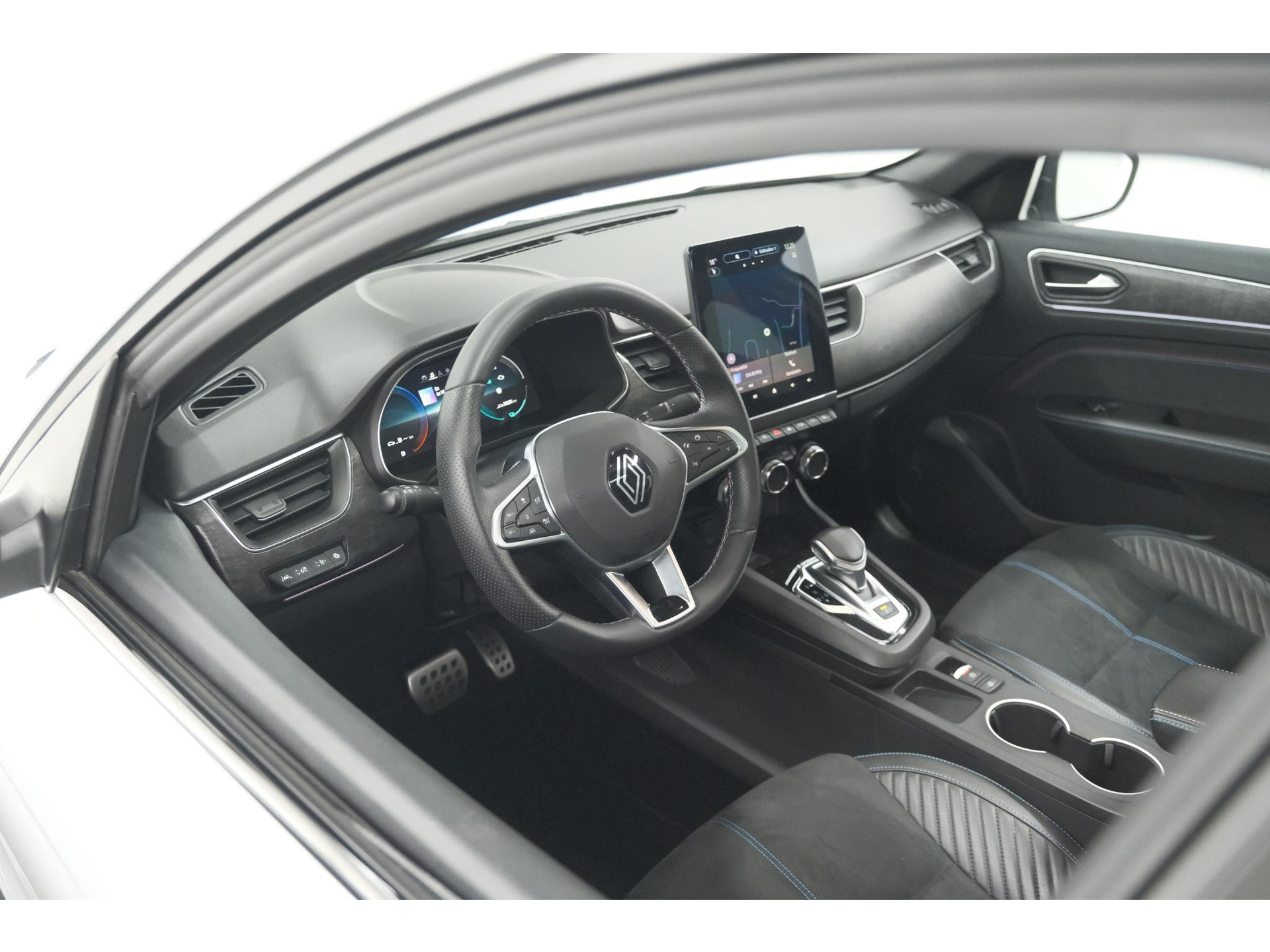Renault Arkana 1.6 E-Tech full hybrid 145 esprit Alpine | 360 Camera | Panoramadak | Stoelverwarming | Dodehoekdetectie
