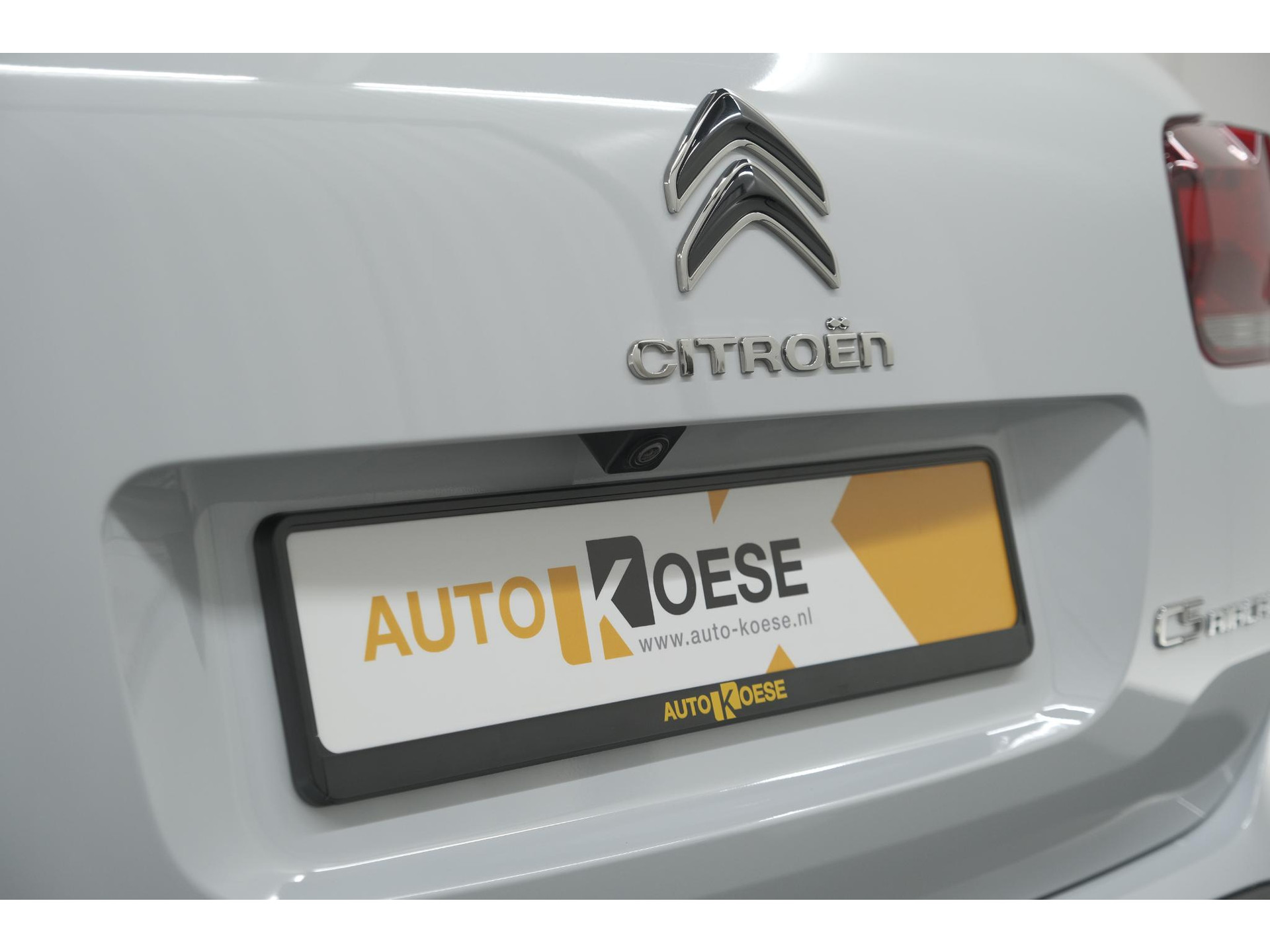 Citroen C5 Aircross 1.2 Hybrid 136 Plus | Camera | Navigatie | Parkeersensoren | Apple Carplay