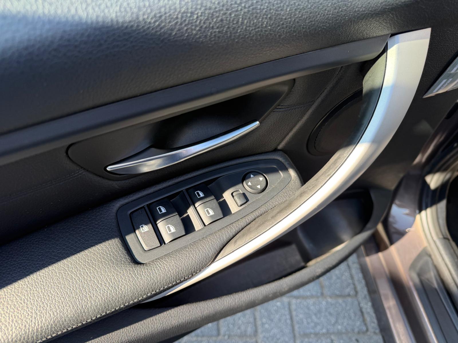 BMW 3-serie 316i Executive | 3/6/12MND GARANTIE | AUTOMAAT | CRUISE | NAVI | ELECRAMEN | CLIMA | LED |