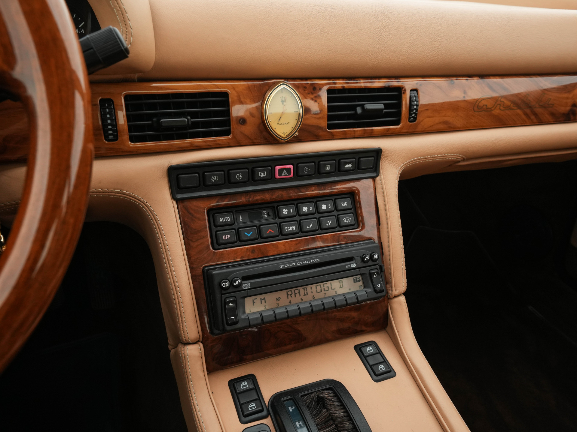 Maserati Ghibli 2.8 V6 Aut. *LEATHER | AIRCO | COMFORT-SEATS | RADIO-CD | WOODEN-INLAY | ALCANTARA-HEADLINER | 17''ALU*