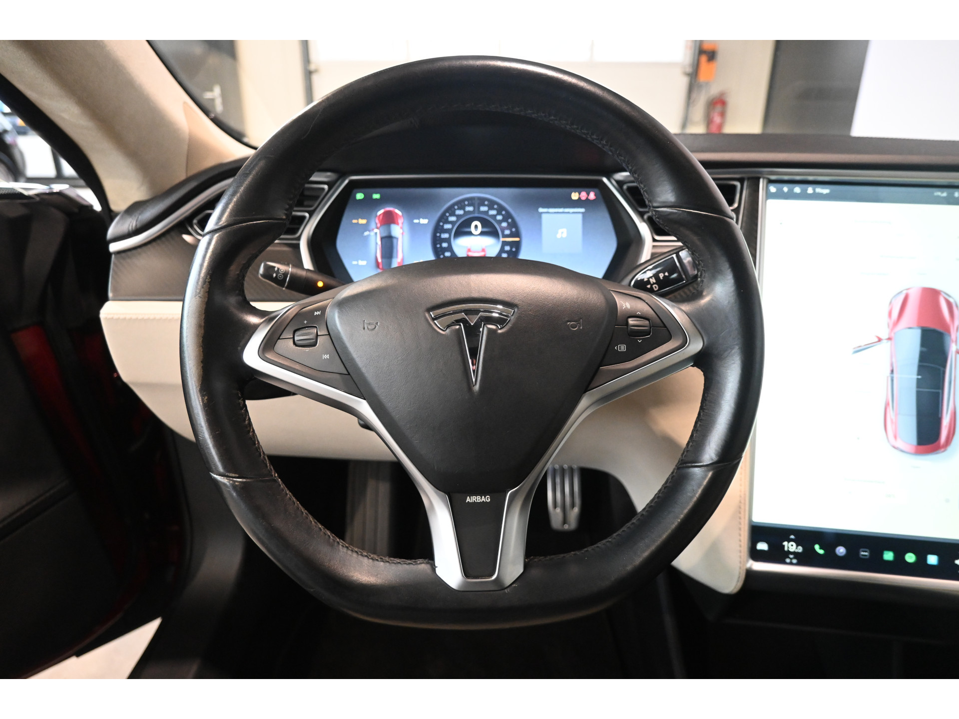 Tesla Model S 85 Performance Tech Pack ECC Navigatie Licht metaal MARGE 339KM Actieradius! Inruil mogelijk