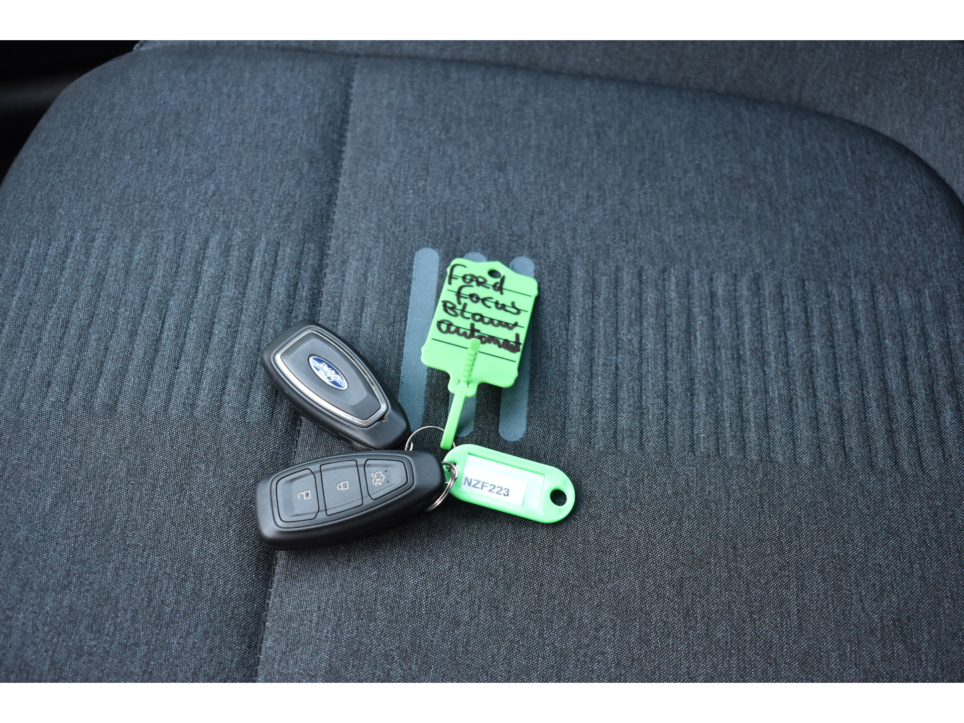 Ford Focus 1.0 92 kW AT Active MHEV Automaat Navigatie Pdc Stoel/stuur verwarming