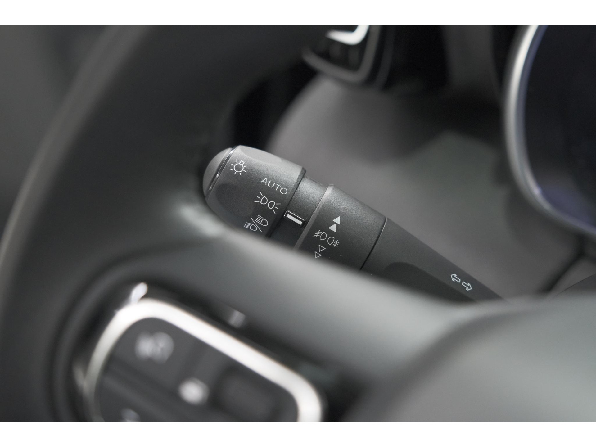 Citroen C3 Aircross PureTech 130 EAT6 Plus | Stoelverwarming | Apple Carplay | Parkeersensoren