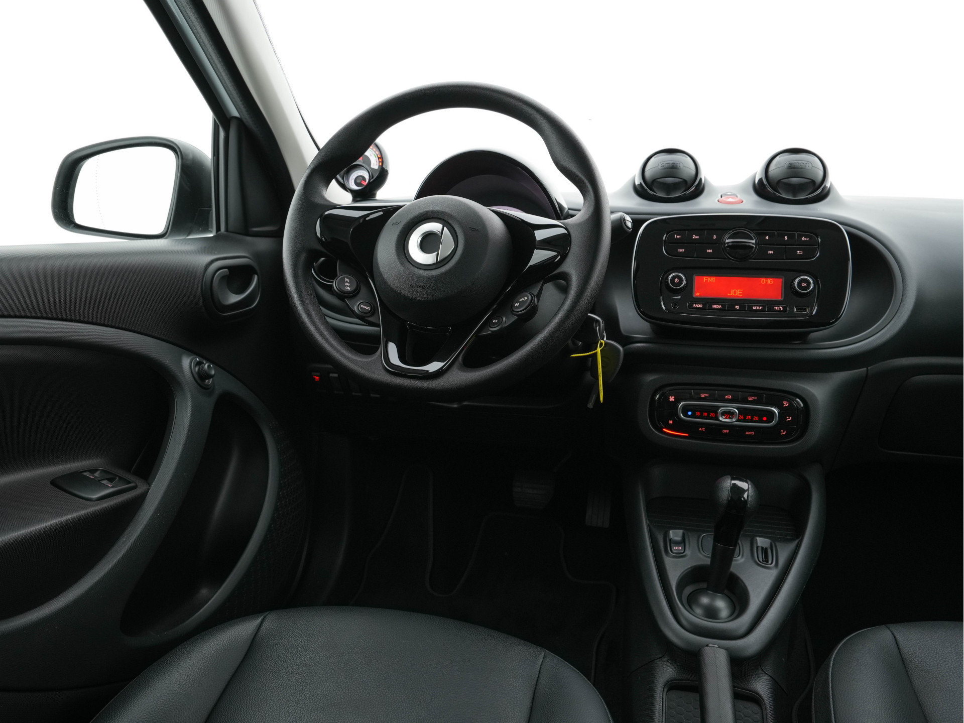 Smart forfour EQ Essential 18 kWh [ 3-Fase ] (INCL-BTW) Aut. *LEATHER | AIRCO | CRUISE | DAB+ | COMFORT-SEATS | 15''ALU*