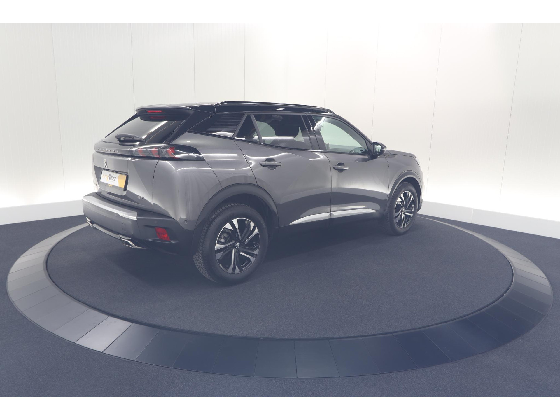 Peugeot 2008 PureTech 130 EAT8 GT | Camera | Dodehoekdetectie | Apple Carplay | Pack Winter