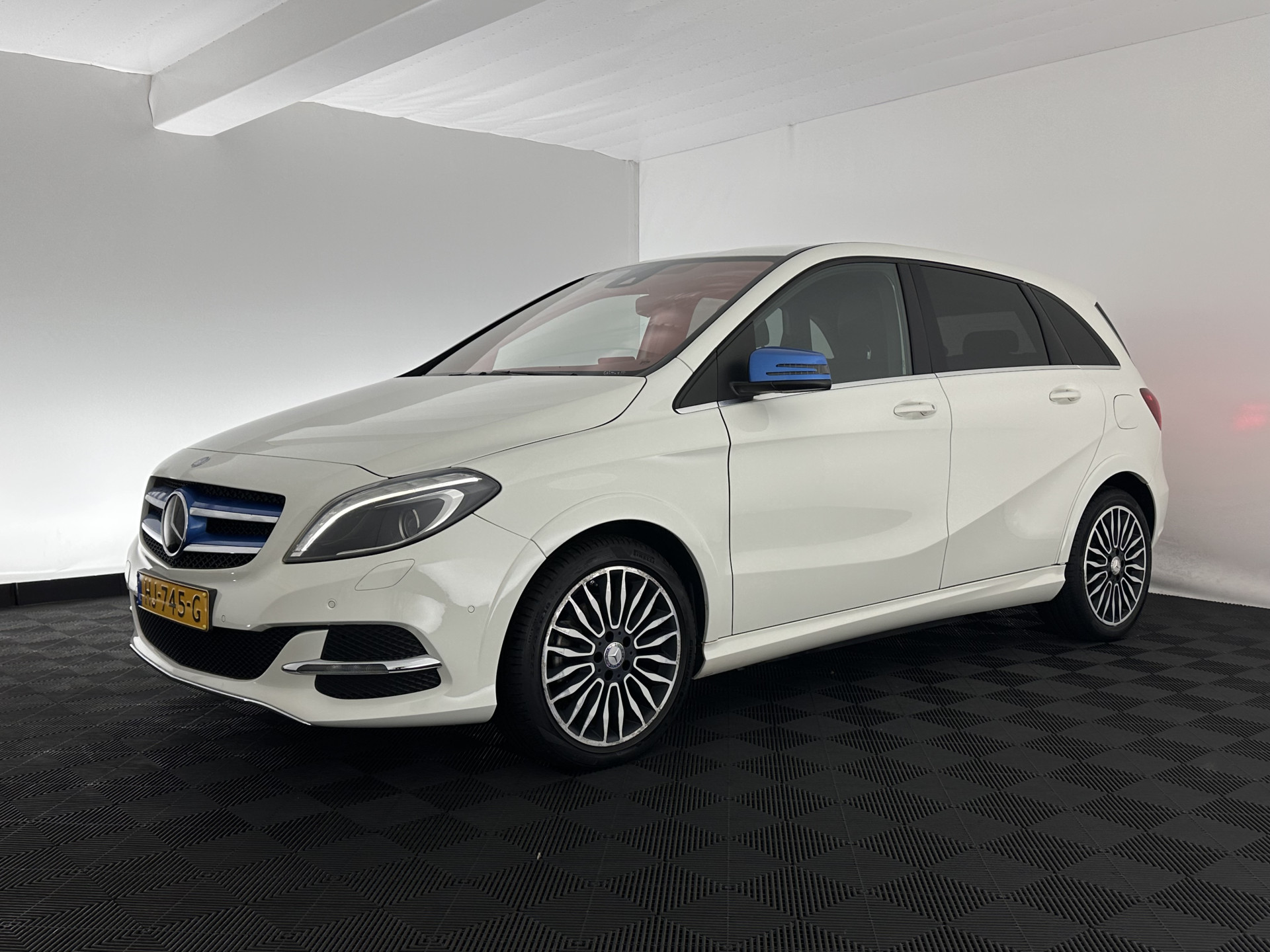 Mercedes-Benz B-klasse Electric Drive 28 kWh [ 3-Fase ] Aut.*LEATHER | XENON | NAVI-FULLMAP | HEATED-COMFORTSEATS | ECC | PDC | CRUISE | PRIVACY-GLASS | CARBON-INLAY | 18''ALU*