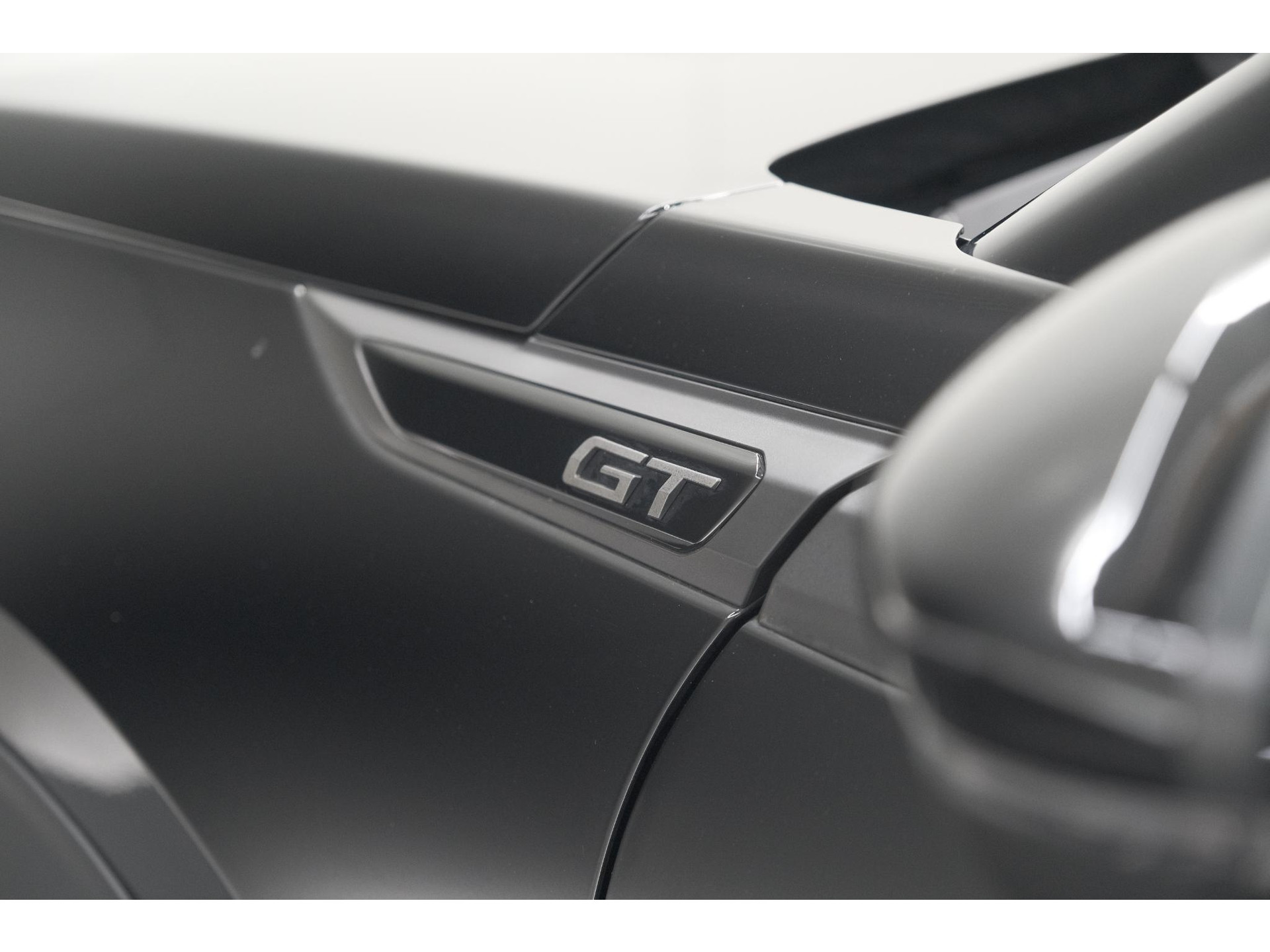 Peugeot 2008 1.2 Hybrid 145 GT | Camera | Apple Carplay | Parkeersensoren