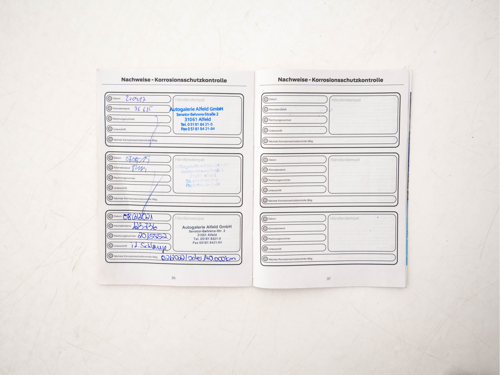 Ford Kuga 1.5 Titanium-Plus Styling-Pack AWD Aut.*LEATHER-FABRIC | XENON | SONY-AUDIO | BLIND-SPOT | KEYLESS | NAVI-FULLMAP | CAMERA | HEATED-SPORT-SEATS | ECC | LANE-ASSIST | PDC | CRUISE | TOWBAR | 19''ALU*