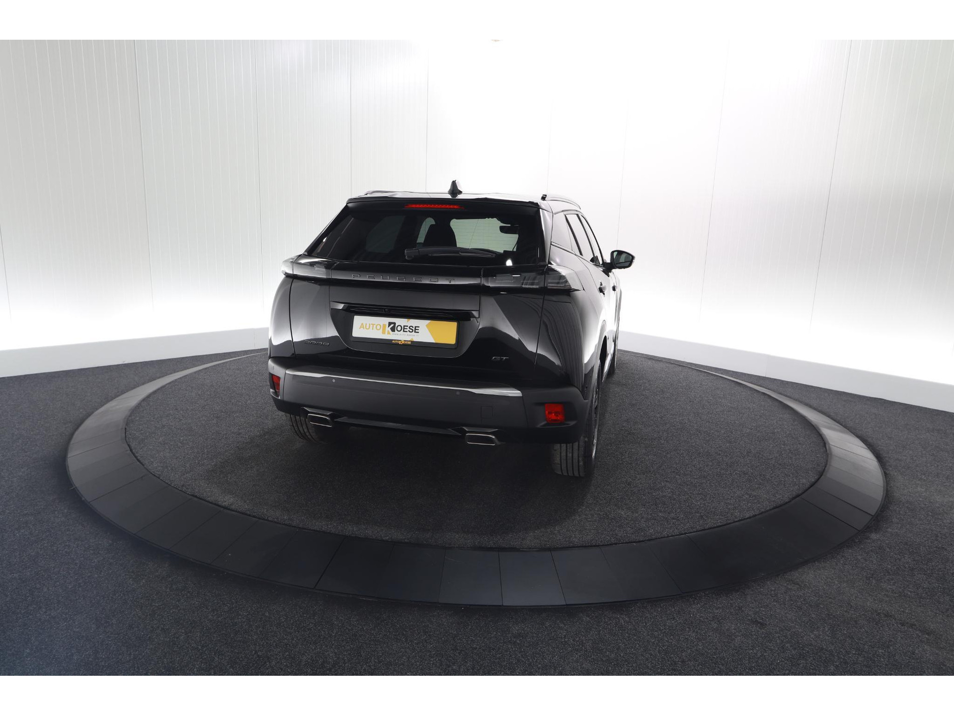 Peugeot 2008 PureTech 130 EAT8 GT | 360 Camera | Adaptieve Cruise Control | Dodehoekdetectie | Apple Carplay