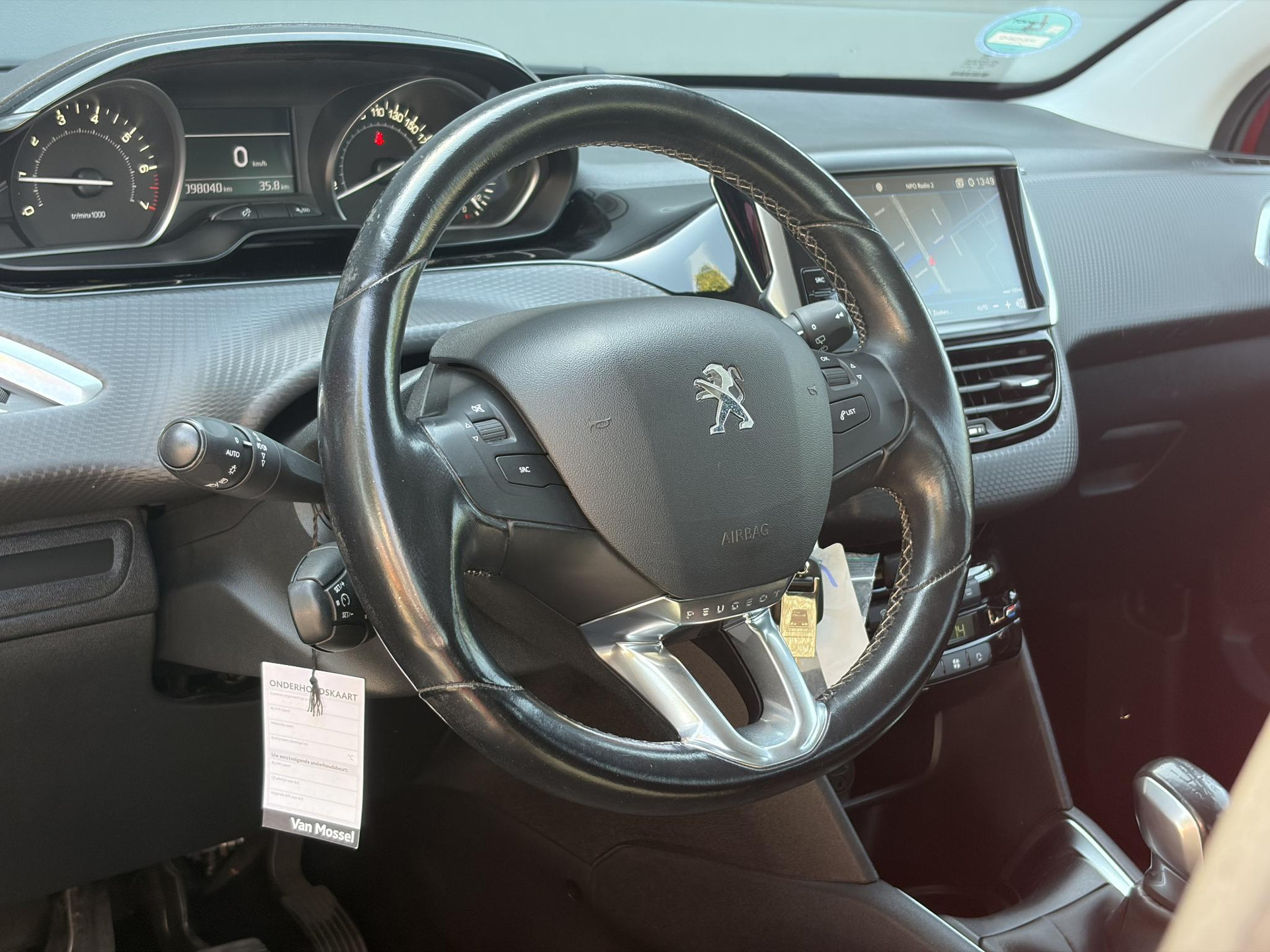 Peugeot 208 1.2 PureTech Allure 1e Eigenaar,D-riem vv in 2023,Afn.Trekhaak,Dealer Onderhouden,Carplay,Navi,Clima,Cruise,Lm velgen,110pk,N.A.P,Pdc,Apk tot 07-2027