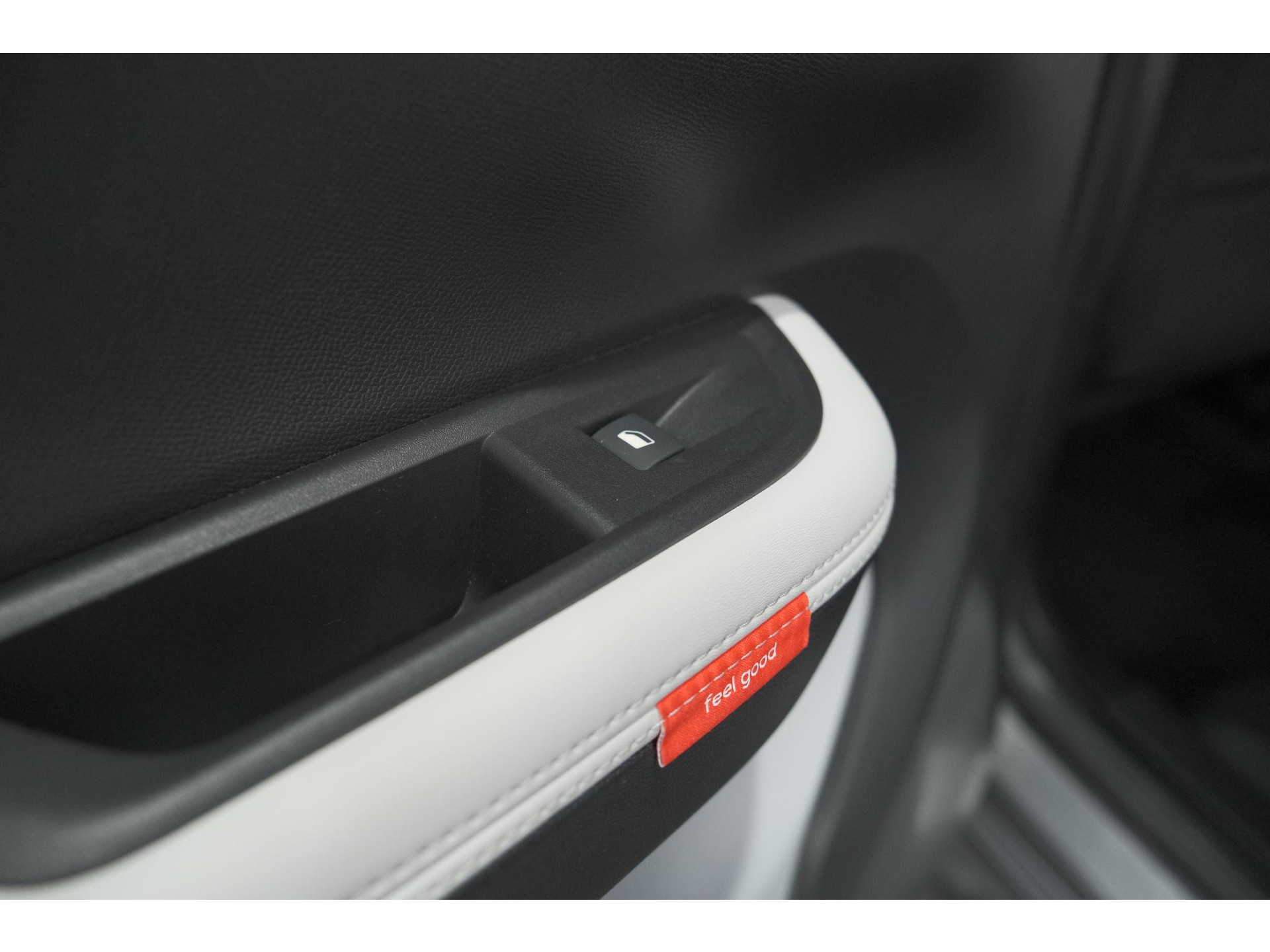 Citroen C3 Turbo 100pk Max | Nieuw Model | Camera | Navigatie | Apple Carplay | Parkeersensoren