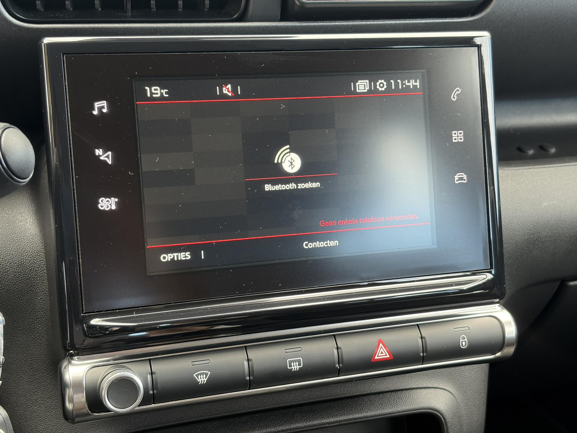 Citroen C3 Aircross 1.2 PureTech Feel ✓Draadloze telefoonlader✓Carplay✓Navi✓Clima✓Cruise ✓Pdc✓Lm velgen✓2e Eigenaar✓Net beurt gehad✓Lm velgen✓N.A.P✓Apk tot 10-2027