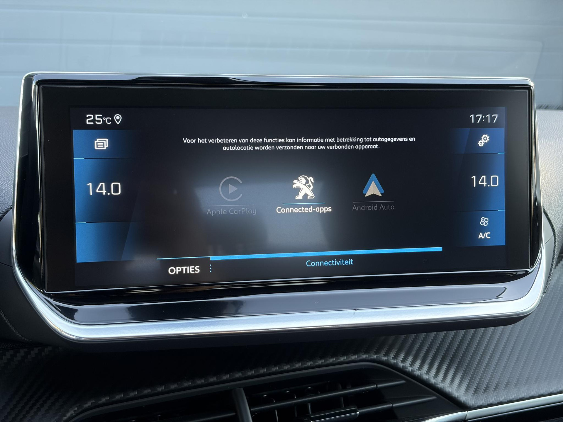 Peugeot 208 1.2 PureTech Allure ✓D-riem vv in 10-2025✓1e Eigenaar✓360° Camera✓Carplay✓Navi✓101pk✓LED✓Clima✓Cruise✓6 Bak✓Pdc✓Lm velgen✓Halfleder✓Recent beurt gehad✓N.A.P✓Apk tot 08-2028