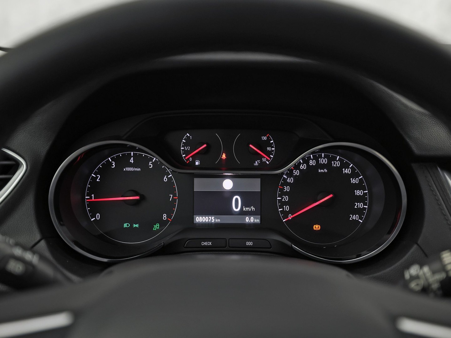 Opel Grandland X 1.2 Turbo Innovation Sport (APPLE CARPLAY, STOELKOELING/VERWARMING, MEMORY SEAT, 360 CAMERA, LEDER, GETINT GLAS, STUURWIEL VERWARMD, NIEUWE APK, NIEUWSTAAT)