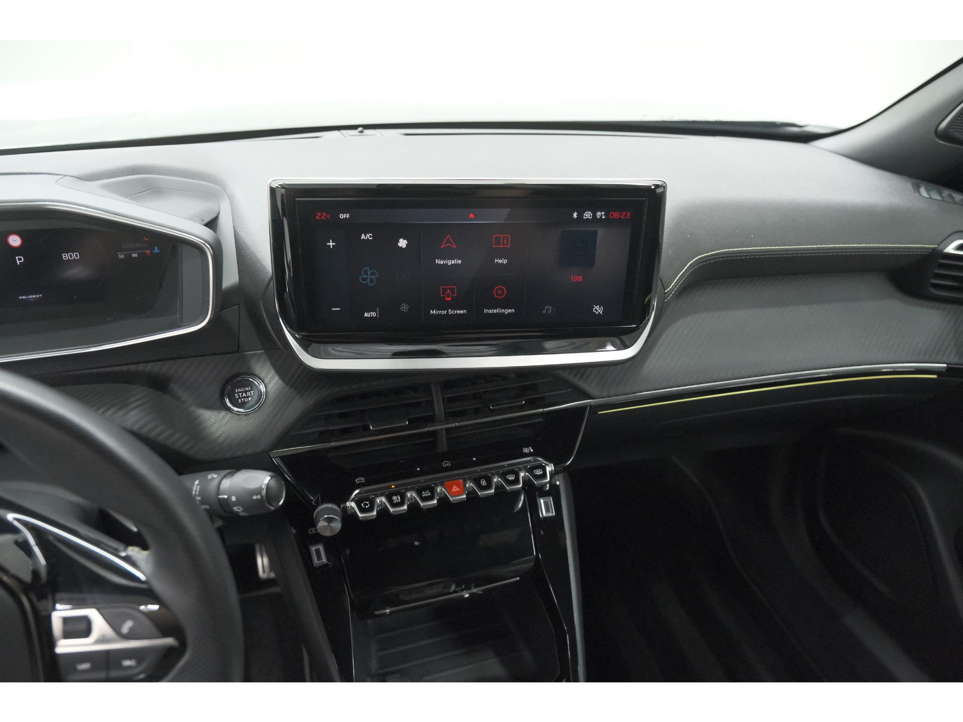 Peugeot 2008 PureTech 130 EAT8 GT | 360 Camera | Adaptieve Cruise Control | Dodehoekdetectie | Navigatie