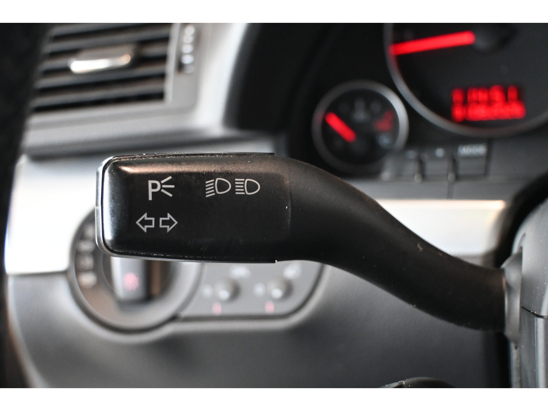 Audi A4 Limousine 2.7 TDI Advance Airco Leder Cruise Xenon Elektrisch pakket Schuif / kanteldak Inruil mogelijk!