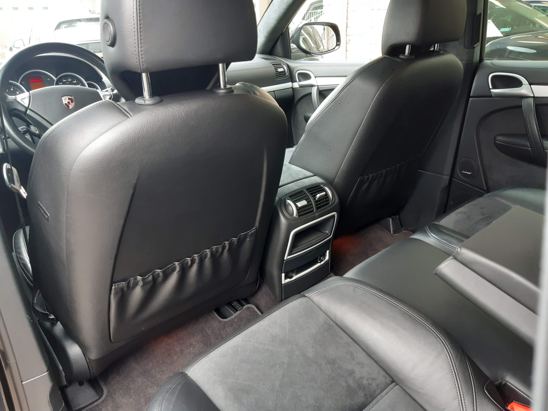 Porsche Cayenne GTS Uniek Exemplaar met lage kilometers Volledige onderhoudshistorie van Porsche-dealer beschikbaar,