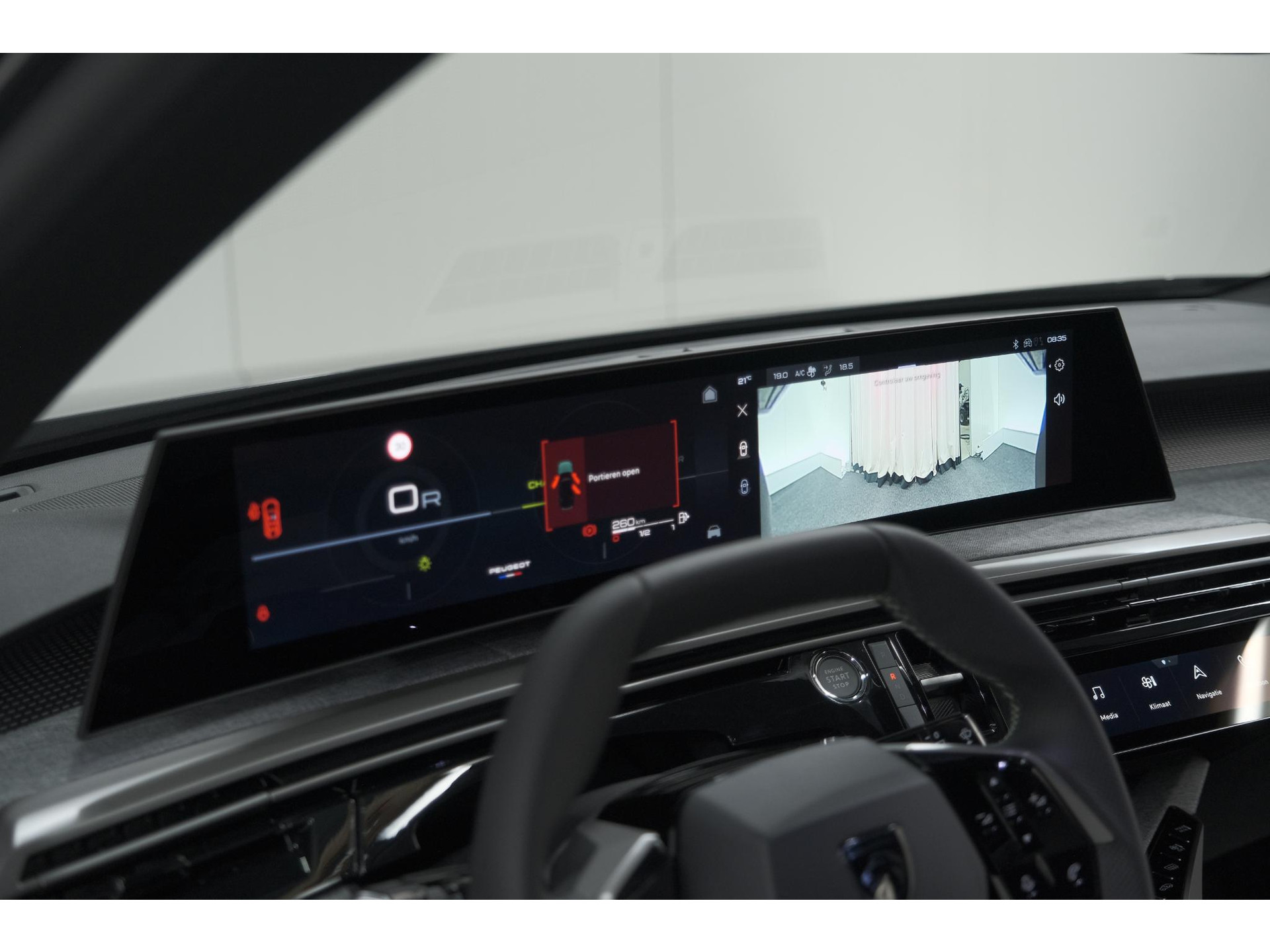 Peugeot 5008 HYbrid 145 e-DCS6 GT | Panoramadak | Camera | Elektrische Achterklep | Adaptieve Cruise Control