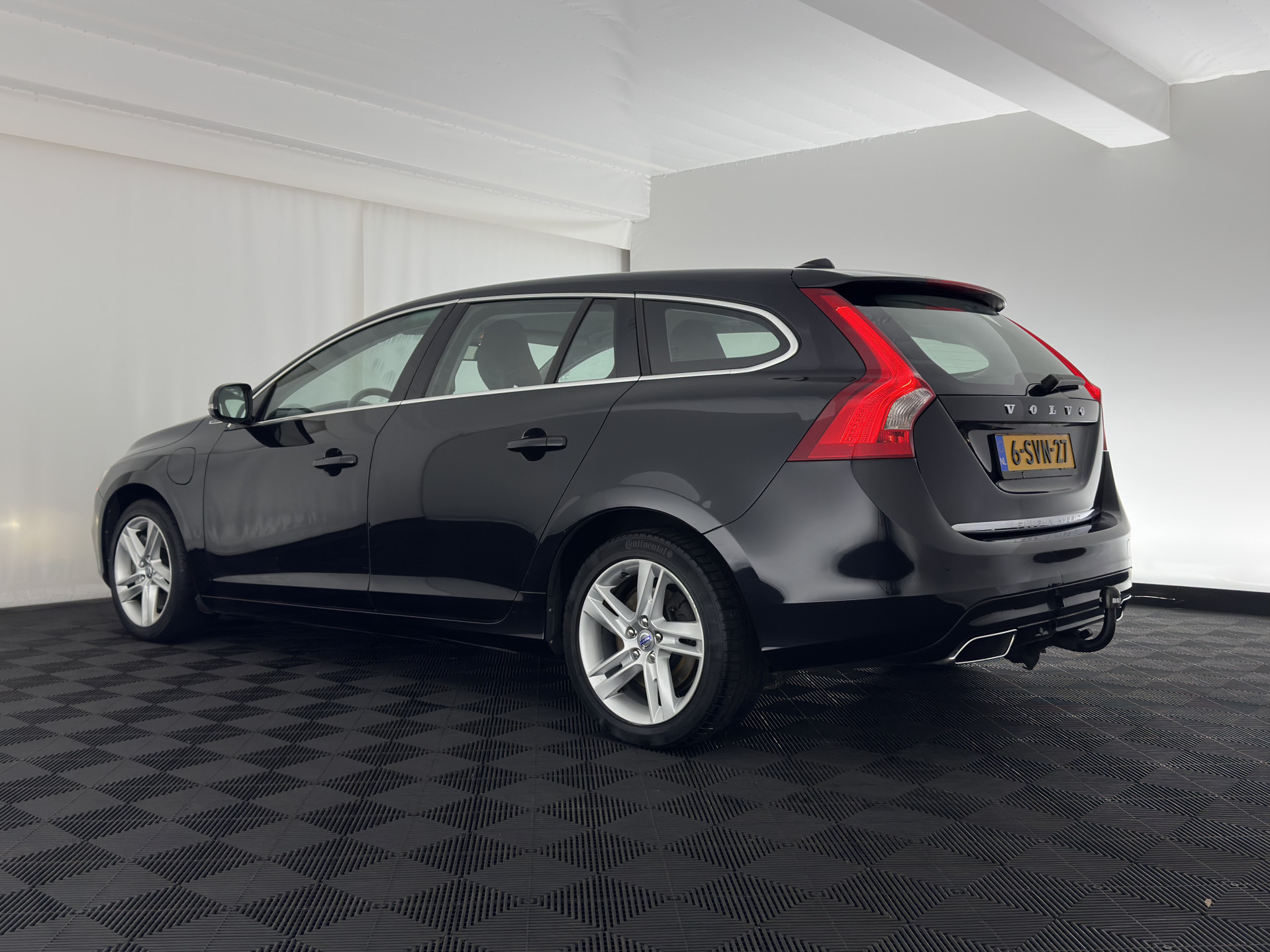Volvo V60 2.4 D6 AWD Plug-In Hybrid Summum ( Plug-In ) Aut. * LEATHER | PREMIUM-SOUND-AUDIO | NAVI-FULLMAP | BI-XENON |  MEMORY-PACK | CRUISE | HEATED-SPORTSEATS | TOWBAR | 17"ALU*