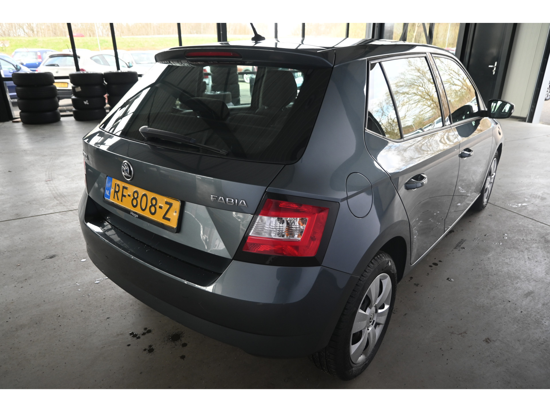 ŠKODA Fabia 1.2 TSI Active Automaat Airco Elektrisch pakket All in Prijs Inruil Mogelijk!