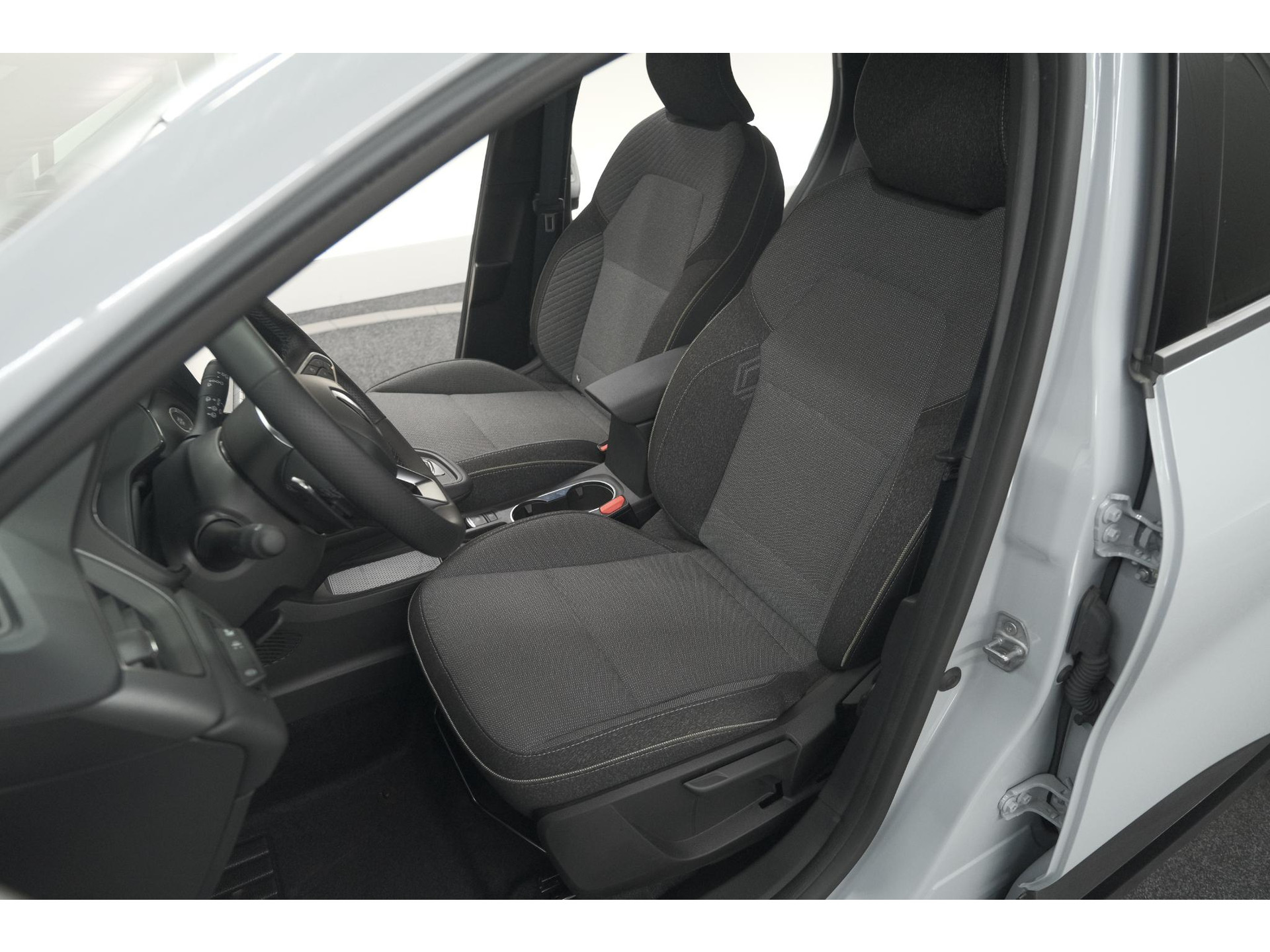 Renault Captur Mild Hybrid 160 EDC Techno | Pack Winter | Camera | Adaptieve Cruise Control | Apple Carplay