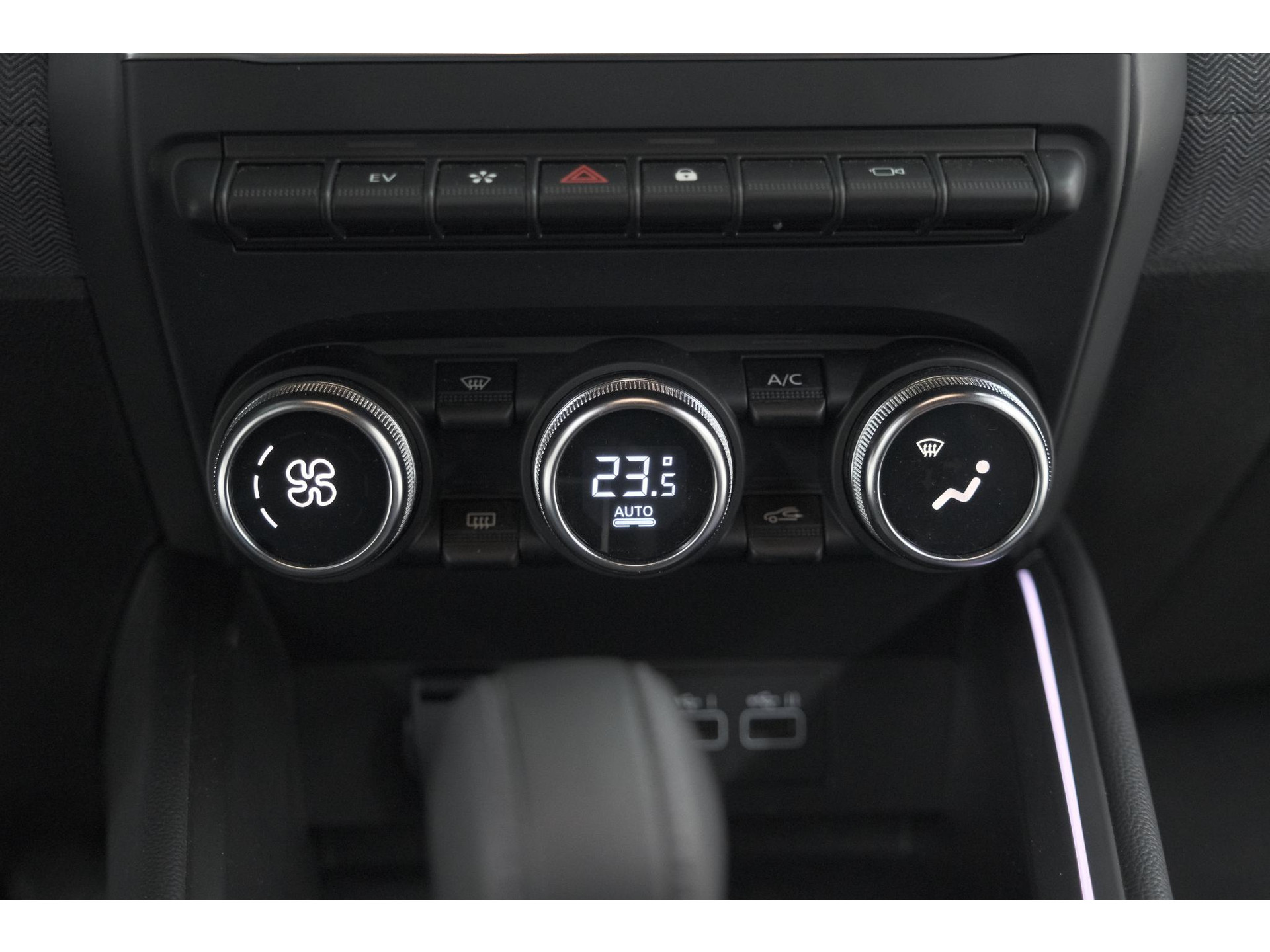 Renault Clio 1.6 E-Tech Full Hybrid 145 techno | 360 Camera | Adaptieve Cruise Control | Dodehoekdetectie | 9.3 Inch Groot Scherm