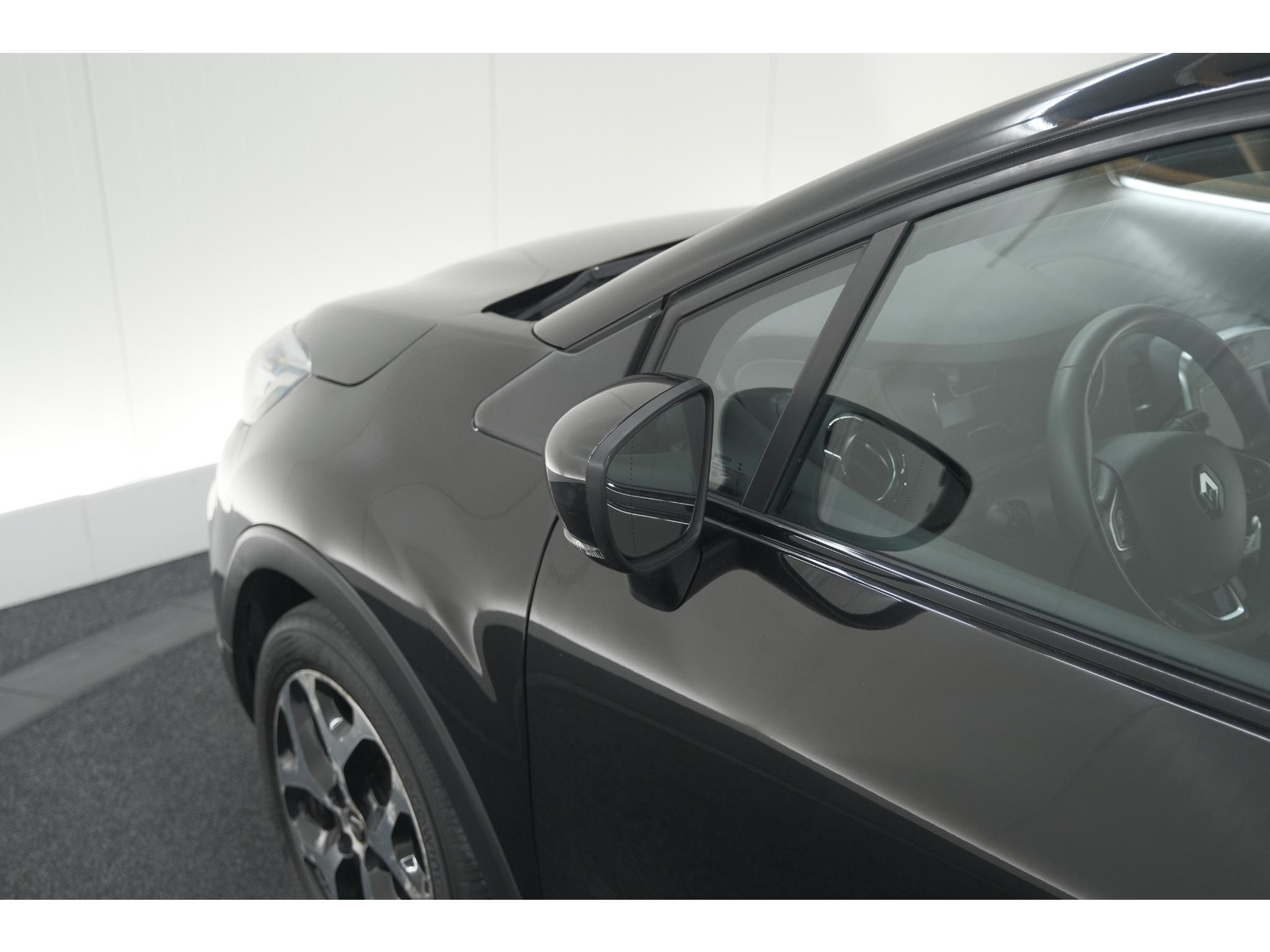 Renault Captur TCe 130 Intens | Camera | Navigatie | Parkeersensoren | Climate Control