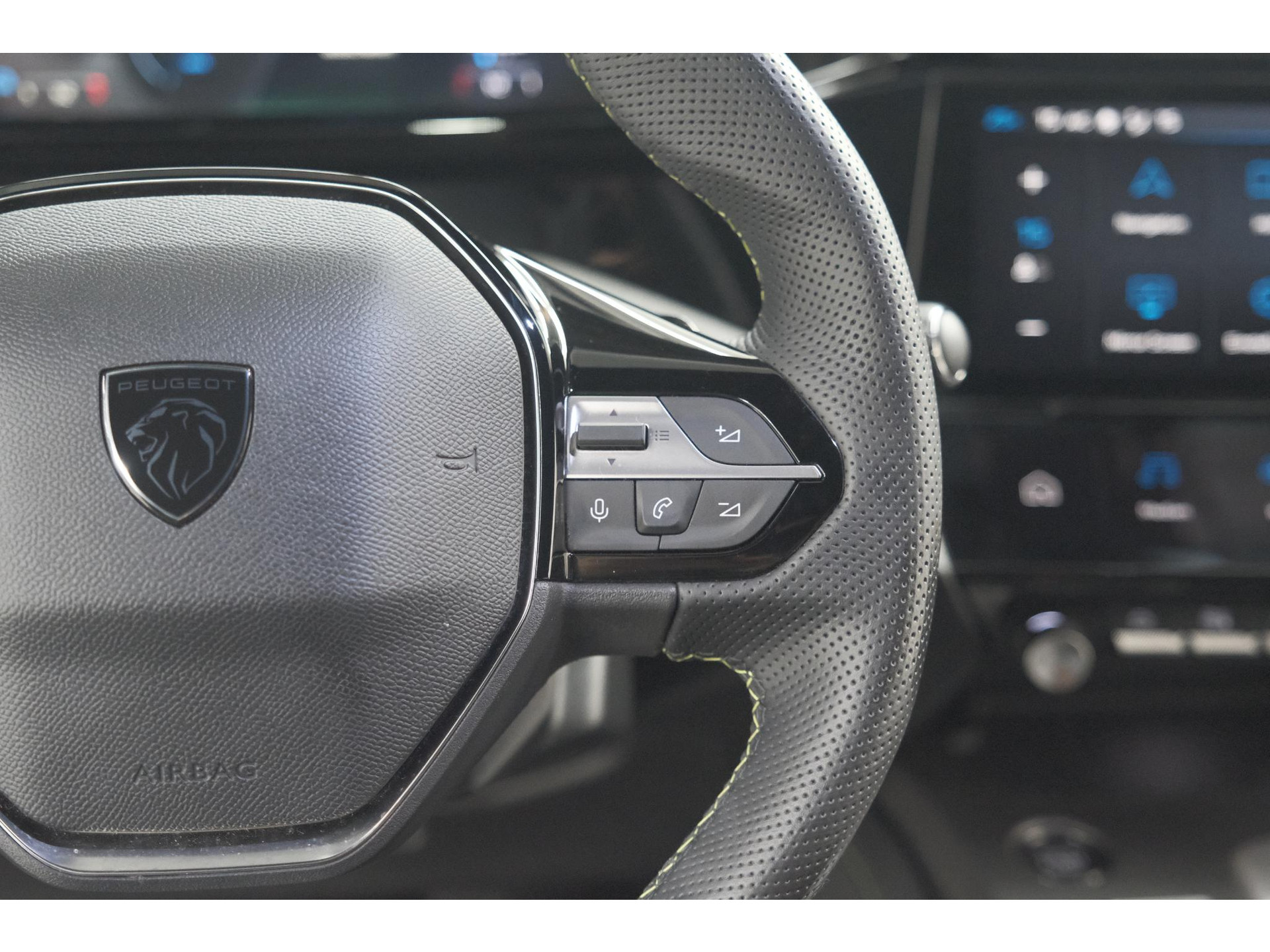Peugeot 308 SW 1.6 Plug-in Hybrid 225 GT | FOCAL Audio | 360 Camera | Adaptieve Cruise Control | Apple Carplay | Voorruitverwarming