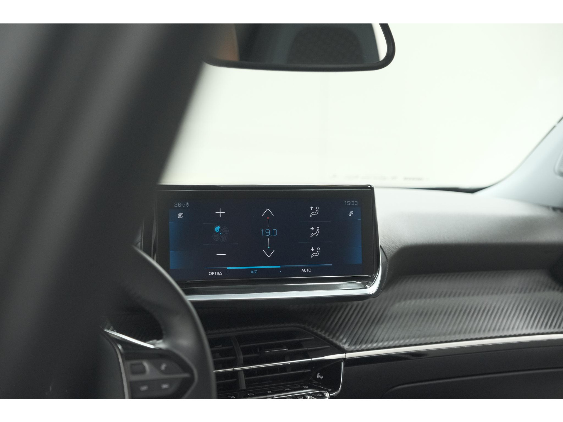 Peugeot 2008 PureTech 130 Allure | Trekhaak | Camera | Navigatie | Parkeersensoren