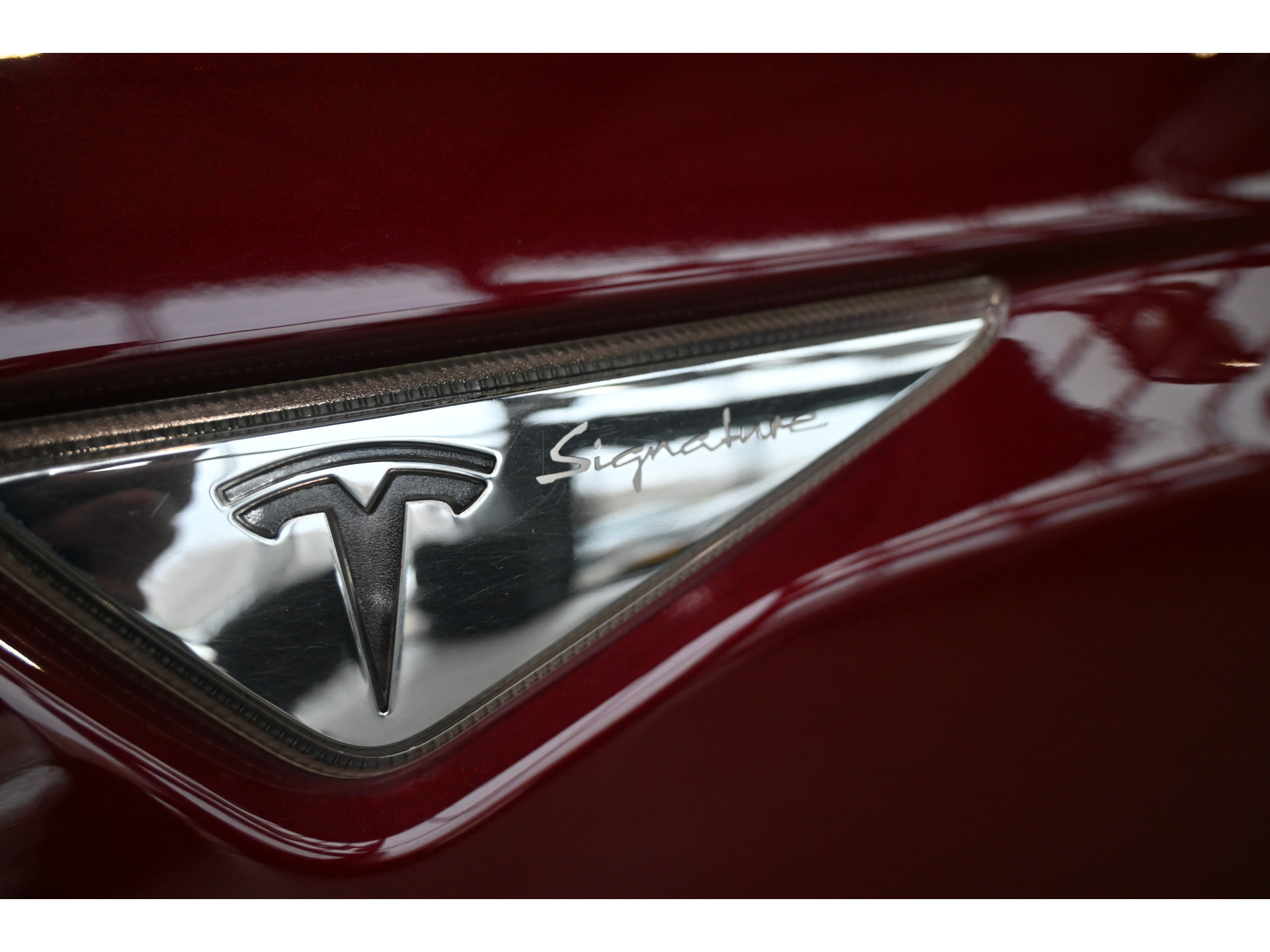 Tesla Model S 85 Performance Tech Pack ECC Navigatie Licht metaal MARGE 339KM Actieradius! Inruil mogelijk