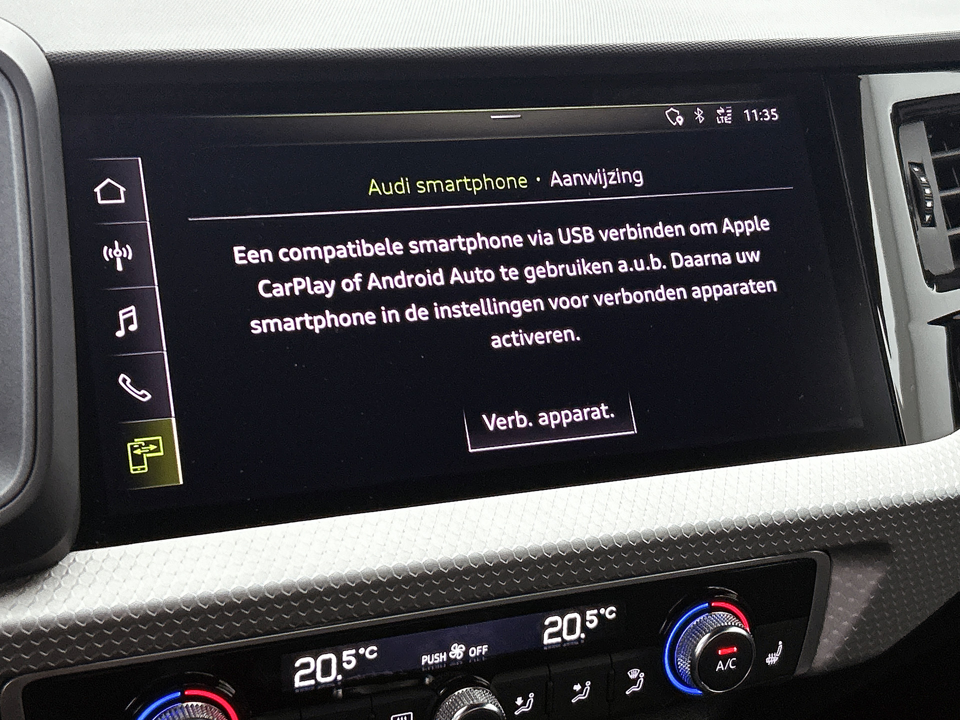 Audi A1 Sportback 30 TFSI S Line edition one | NAVI | STOELVERWARMING | CLIMAT CONTROL | PARKEER SENSOREN V+A