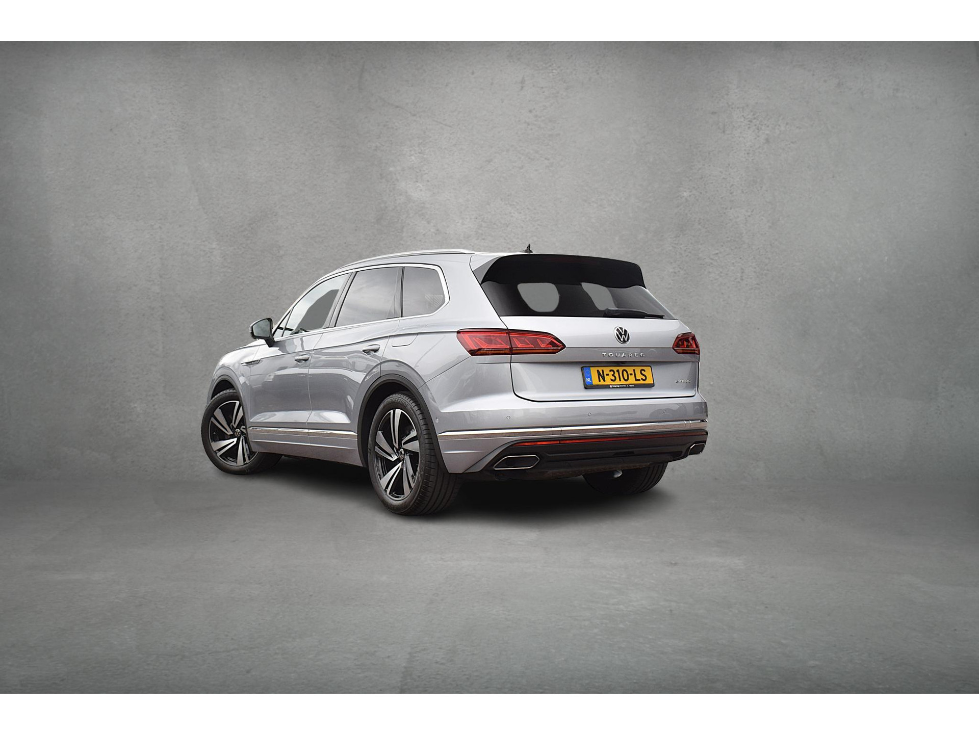 Volkswagen Touareg 3.0 TSi eHybrid 4MOTION | Trekhaak | Luchtvering | Pano | Leer | Memory | SOH 97,6%