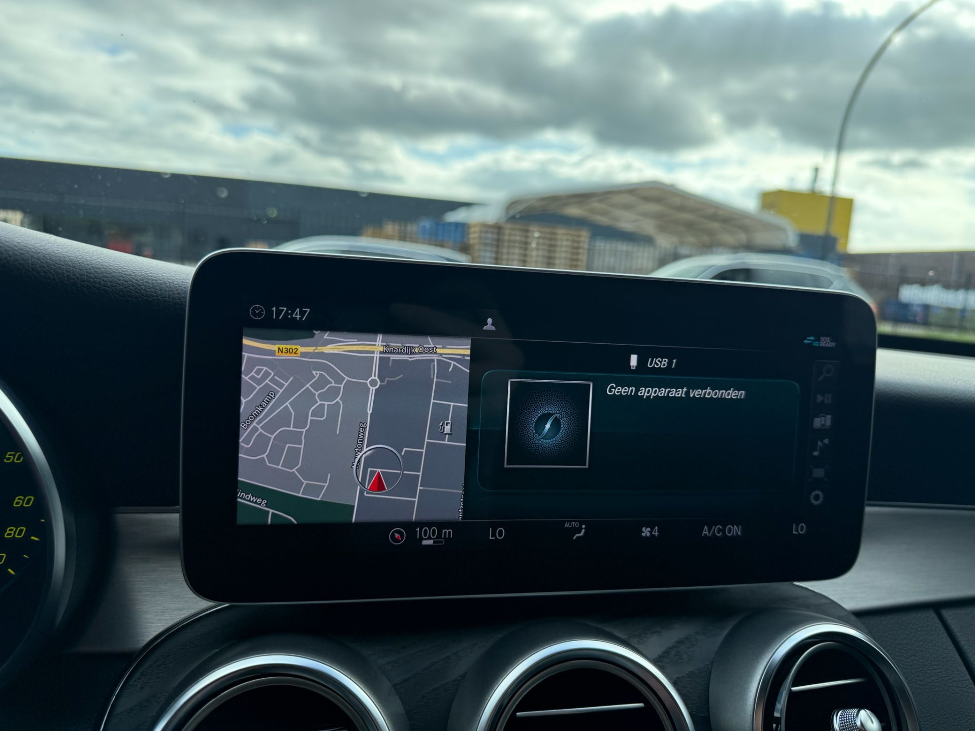 Mercedes-Benz C-klasse 300 e Advantage Pack | 3/6/12MND GARANTIE | AUTOMAAT | CRUISE | LED | LEDER | 360 CAMERA | SFEER | CARPLAY | NAVI |