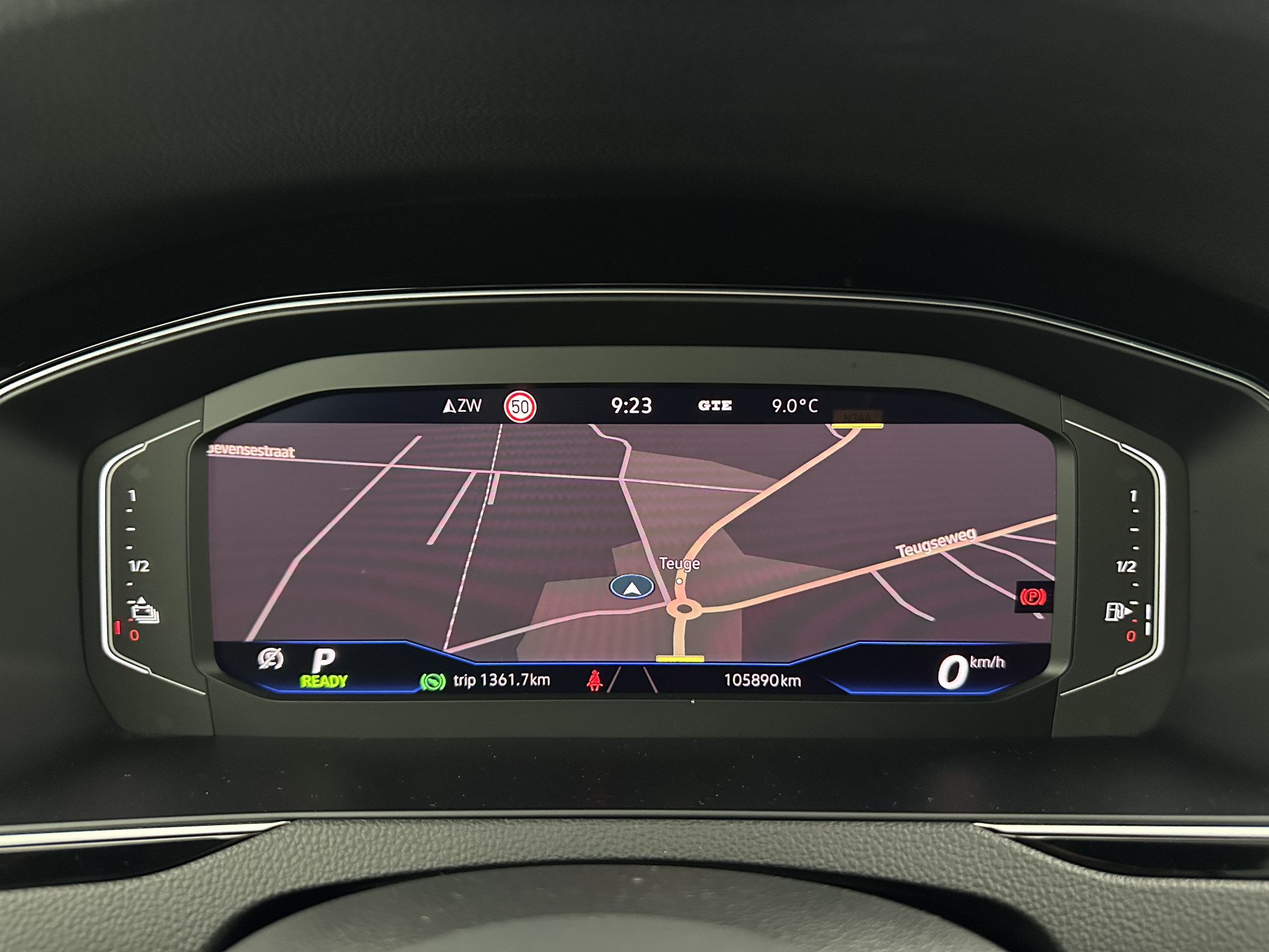 Volkswagen Passat 1.4 TSI PHEV GTE Business (INCL-BTW) Aut. *FULL-LED | DIGI-COCKPIT | ADAPTIVE-CRUISE | NAVI-FULLMAP | KEYLESS | DAB+ | COMFORT-SEATS | SHIFTPADDLES | PRIVACY-GLASS | PDC | CAMERA | CARPLAY | 17''ALU*