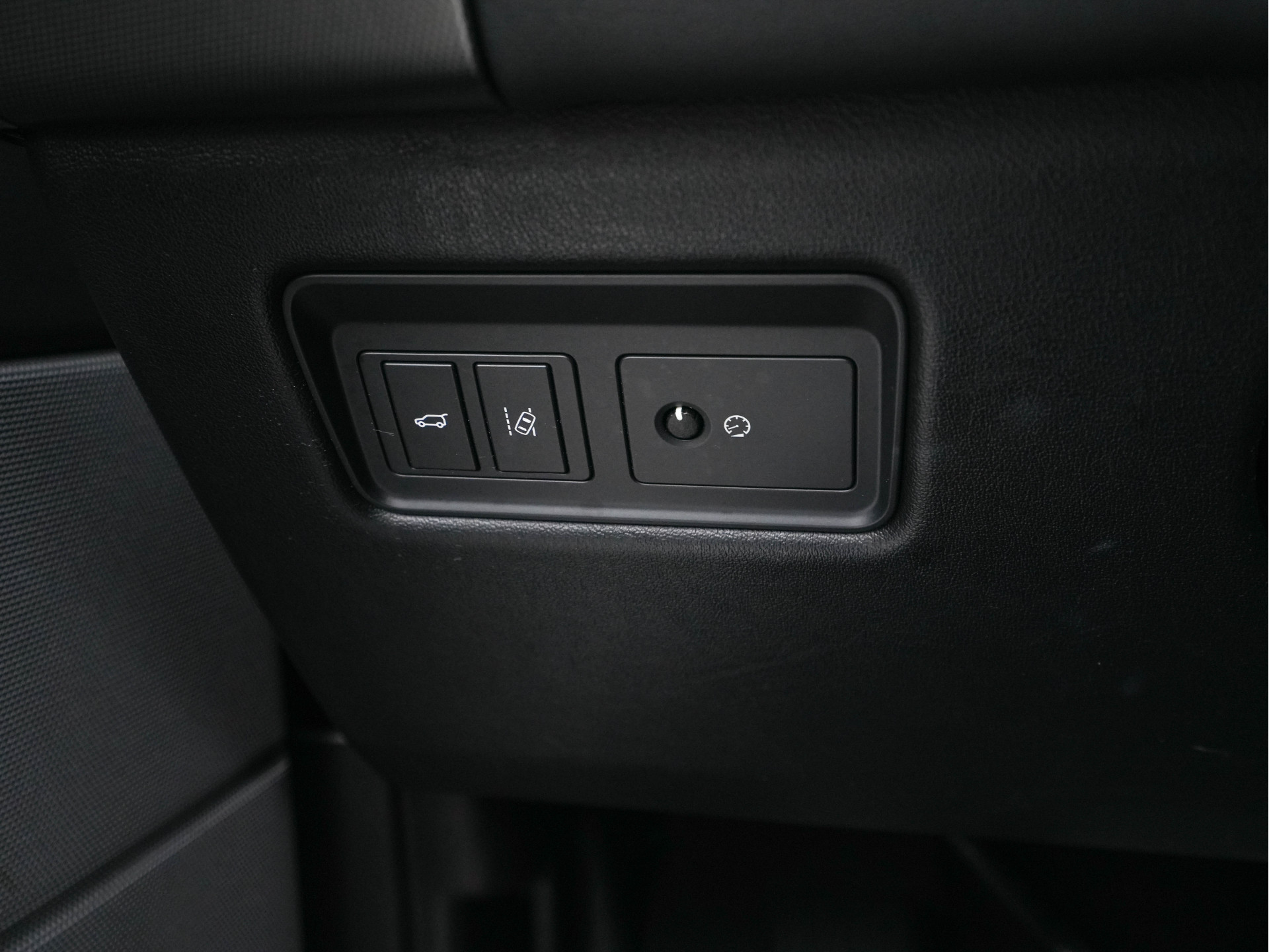 Land Rover Range Rover Sport 3.0 TDV6 HSE Dynamic AWD *PANO | LEATHER | DIGI-COCKPIT | MERIDIAN-AUDIO | BI-XENON | NAVI-FULLMAP | BREMBO-BRAKES | KEYLESS | CAMERA | ECC | PDC | CRUISE | SPORT-SEATS | 22"ALU*