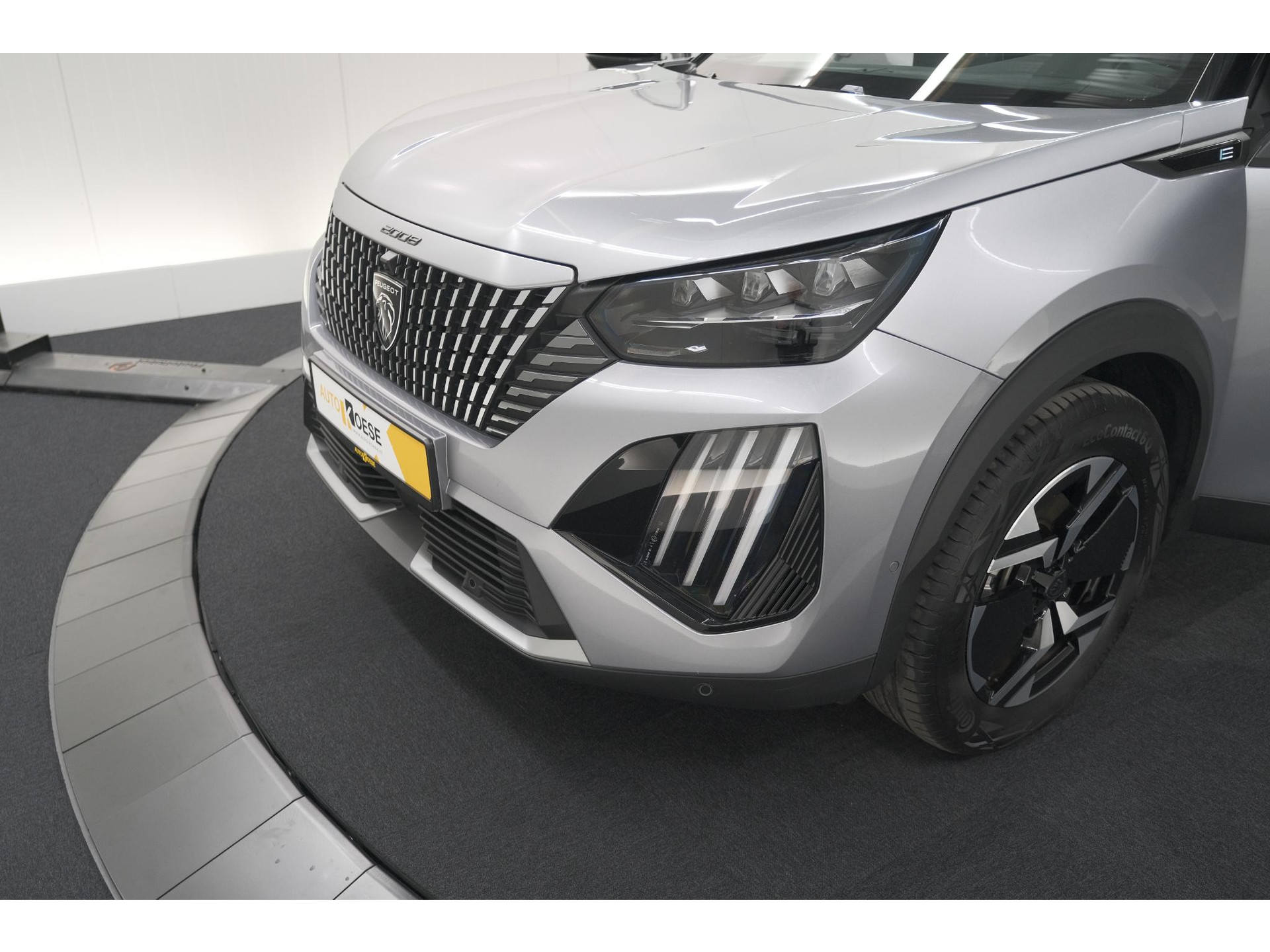 Peugeot e-2008 EV GT 50 kWh | 3 Fase | 360 Camera | Adaptieve Cruise Control | Dodehoekdetectie